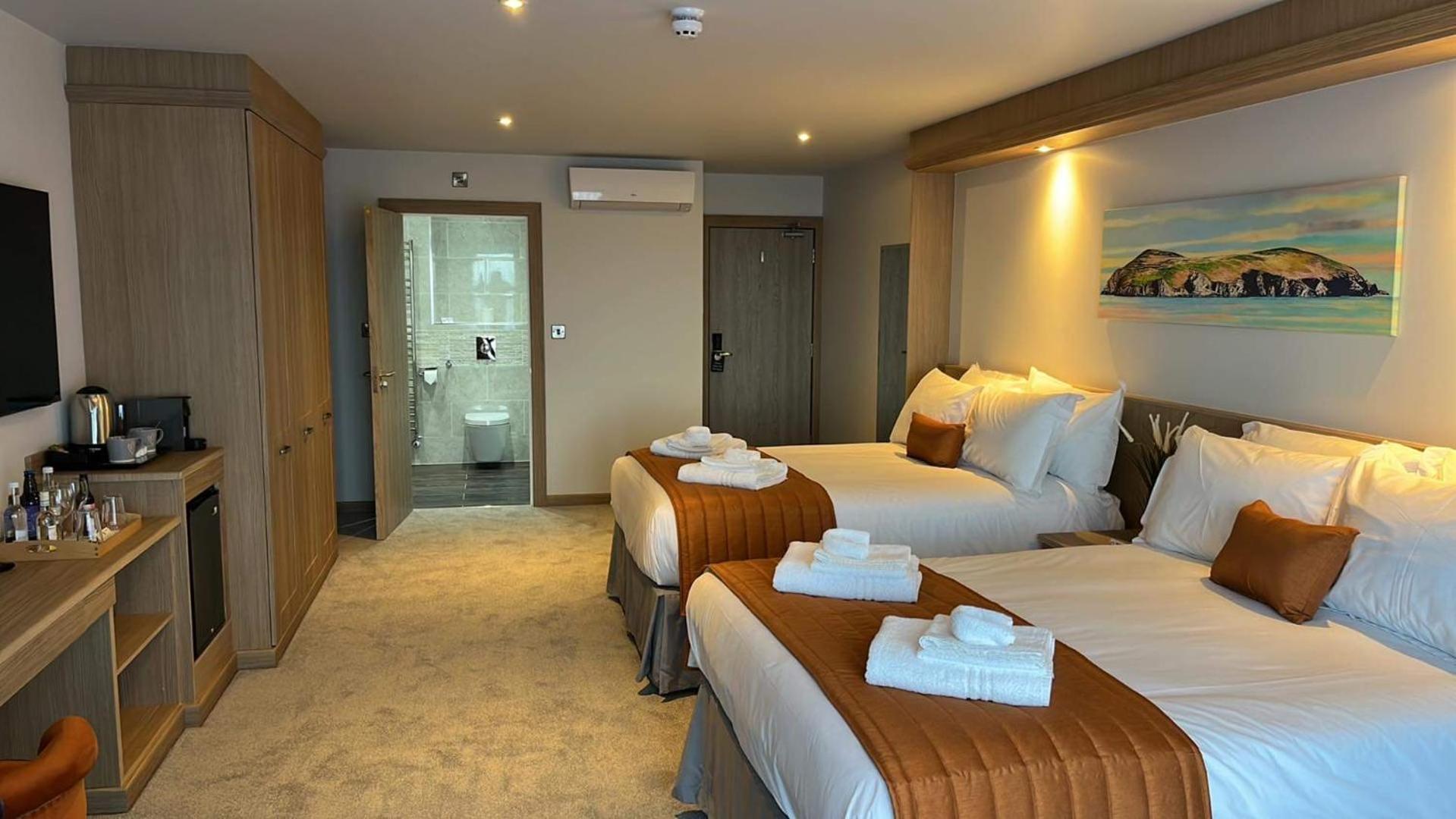 Superior Double or Twin Room with Sea View - Photo 15