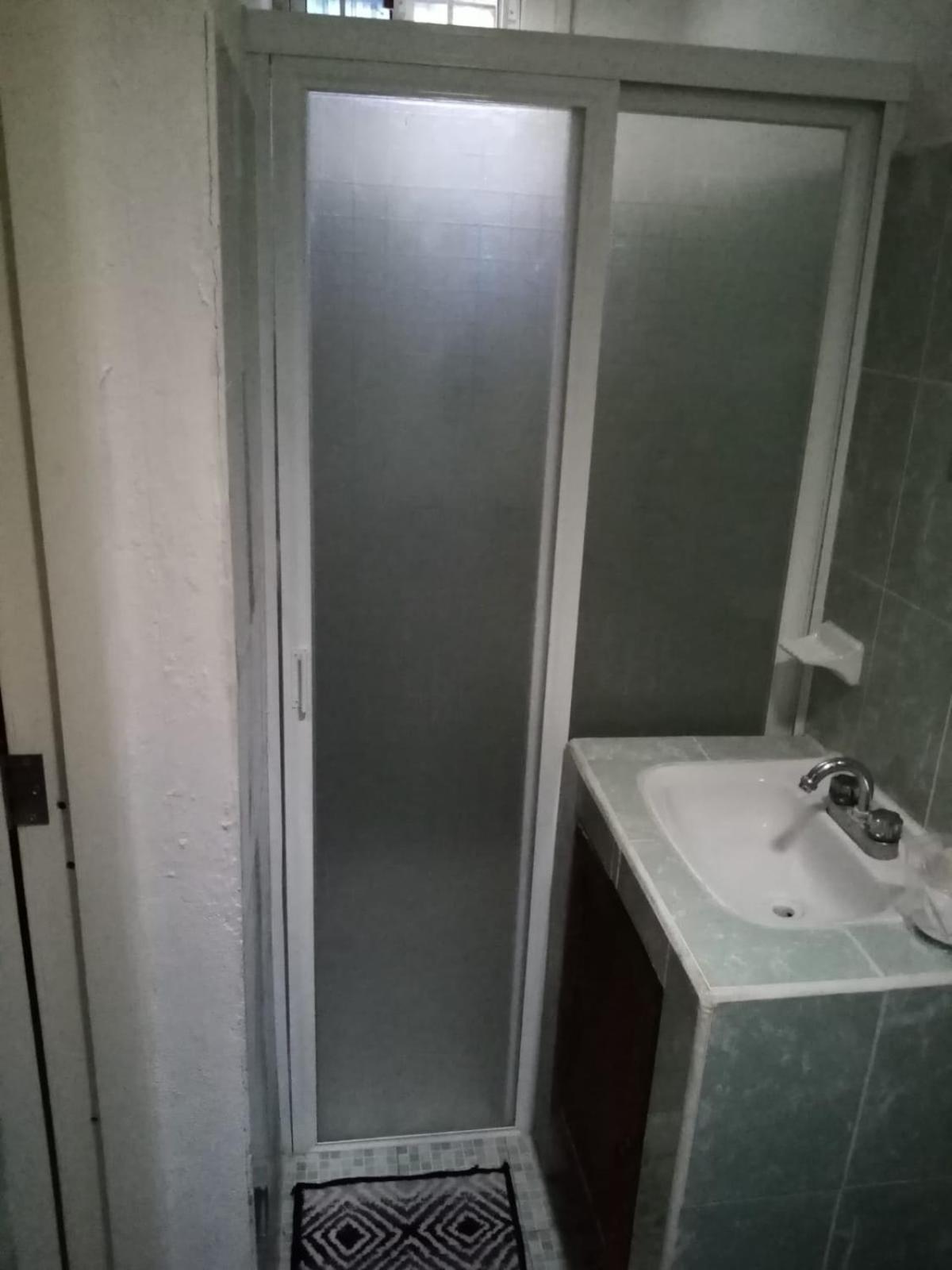 One-Bedroom Apartment - Photo 2