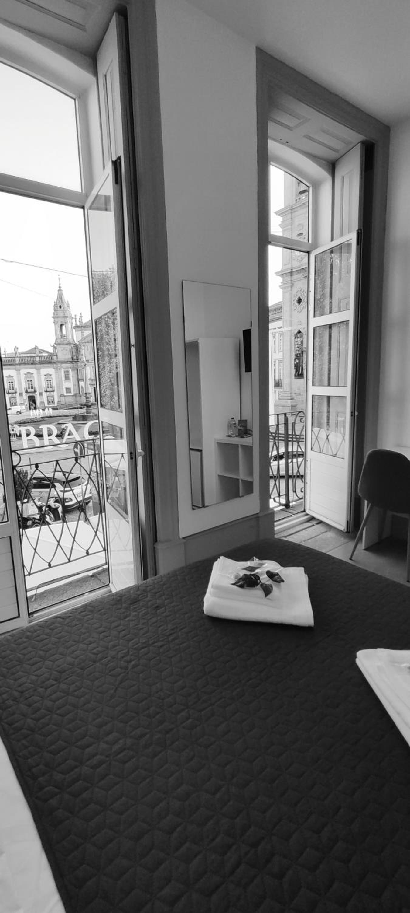 Double Room with Private External Bathroom - Photo 7