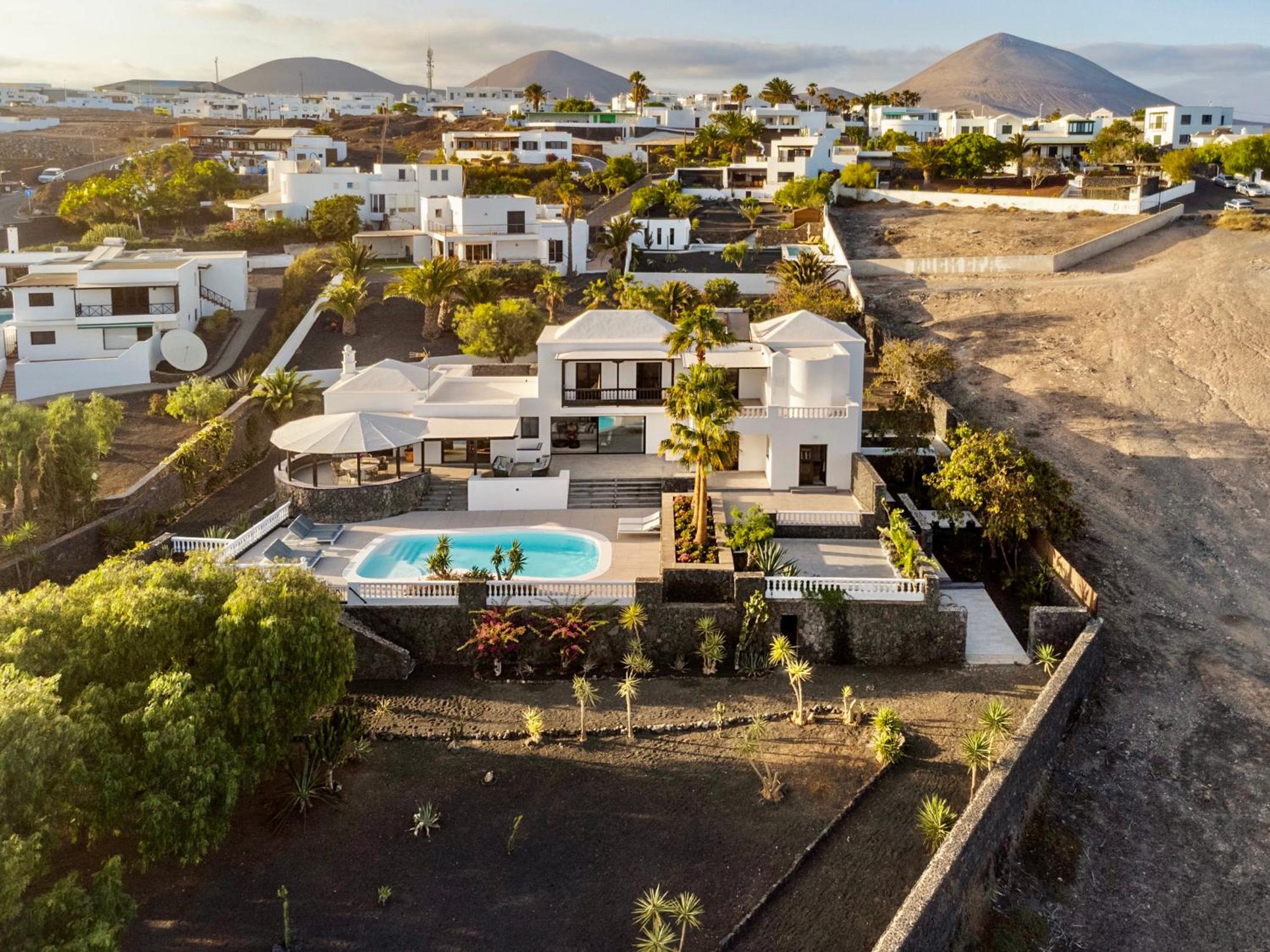 Deluxe Villa photo 3