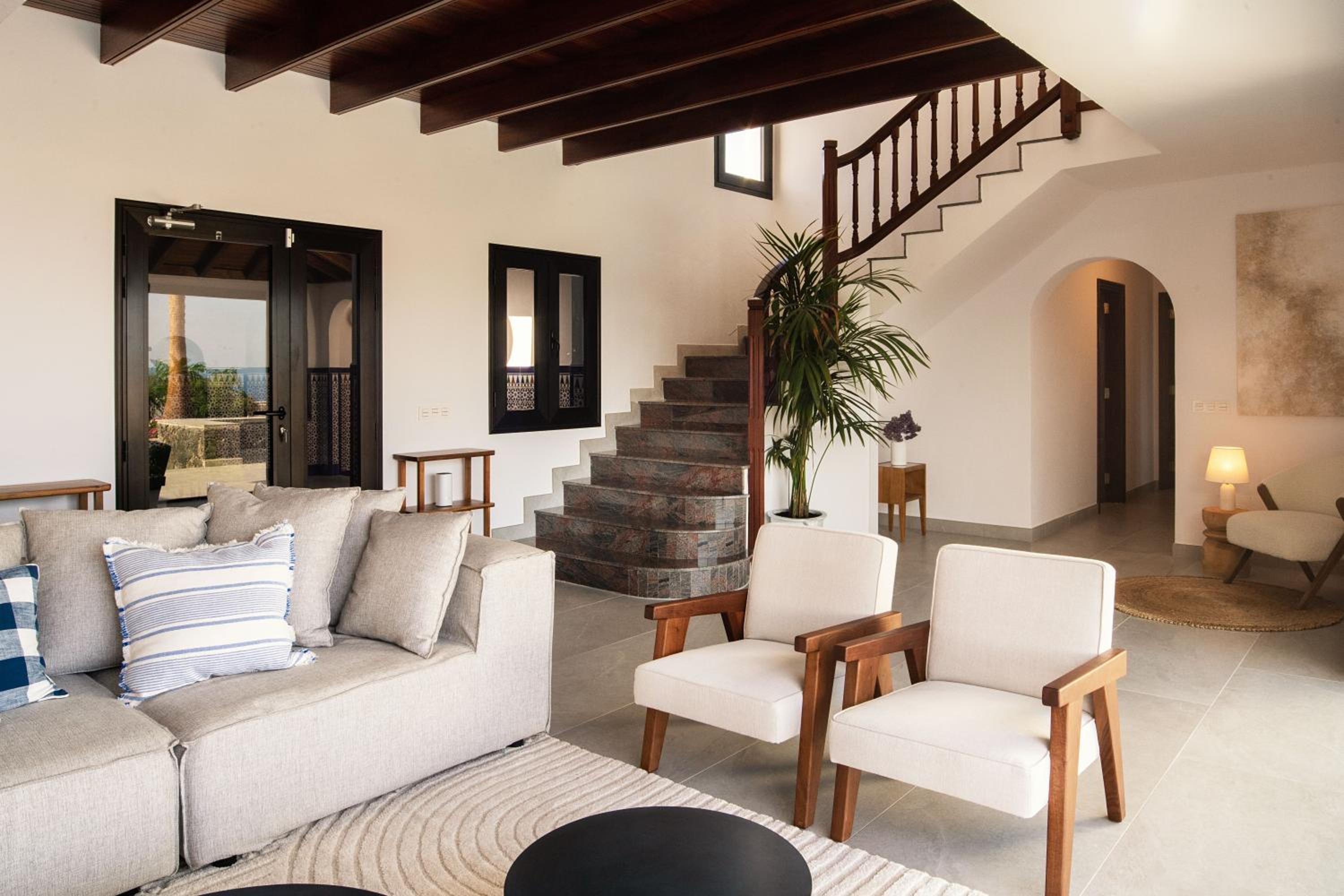 Deluxe Villa photo 2