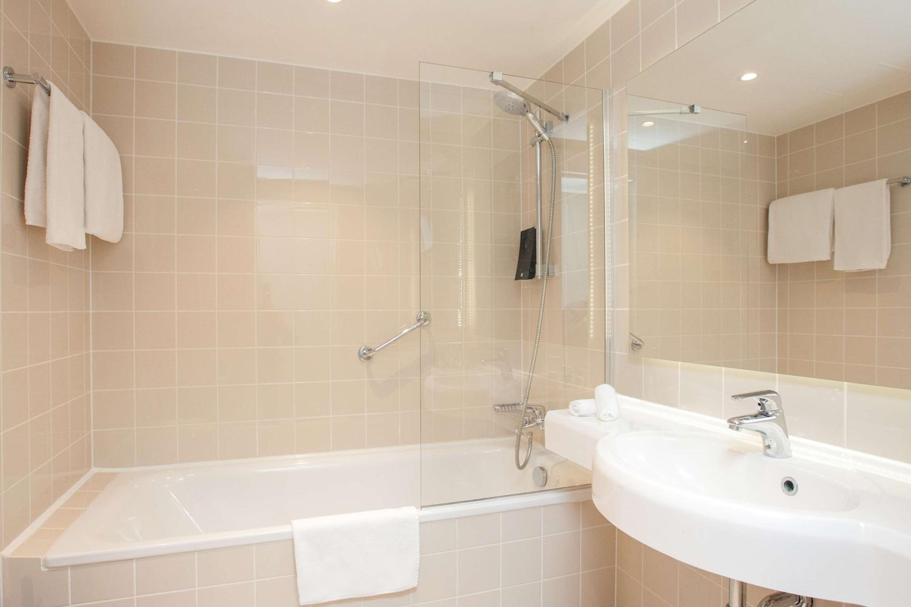 Standard Room - Photo 2