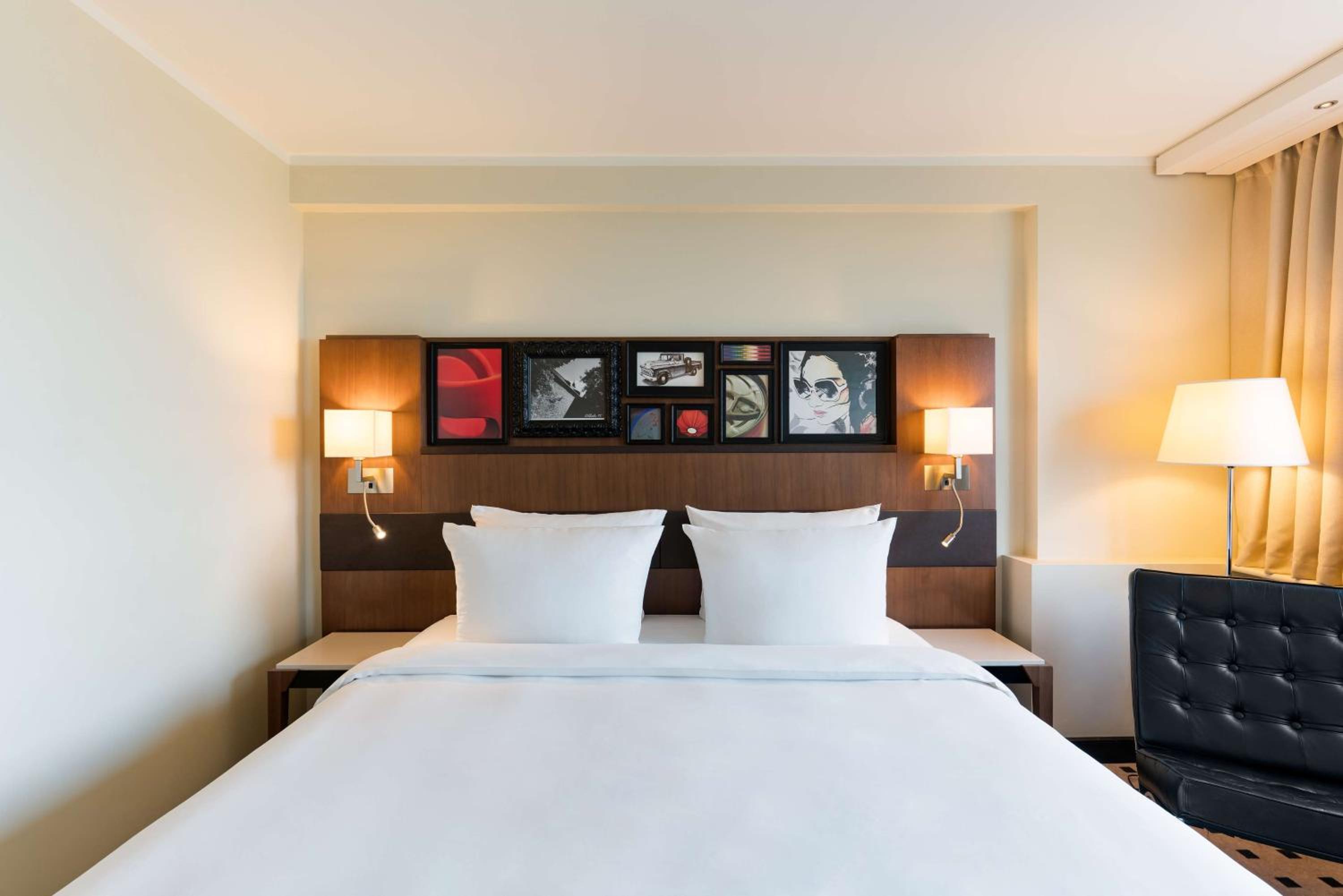 Standard Room - Tower  - Photo 1
