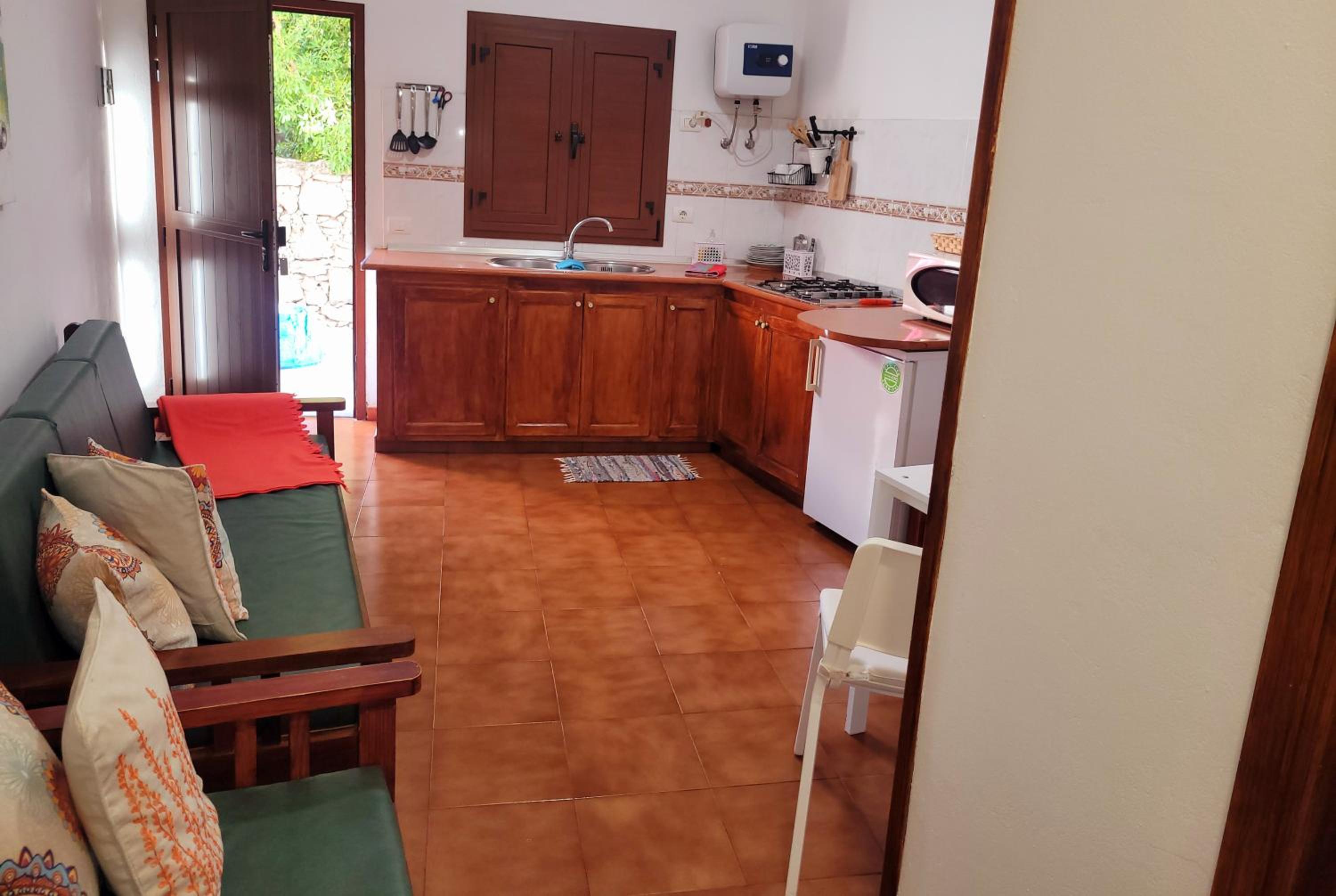 Apartment with Mountain View photo 3