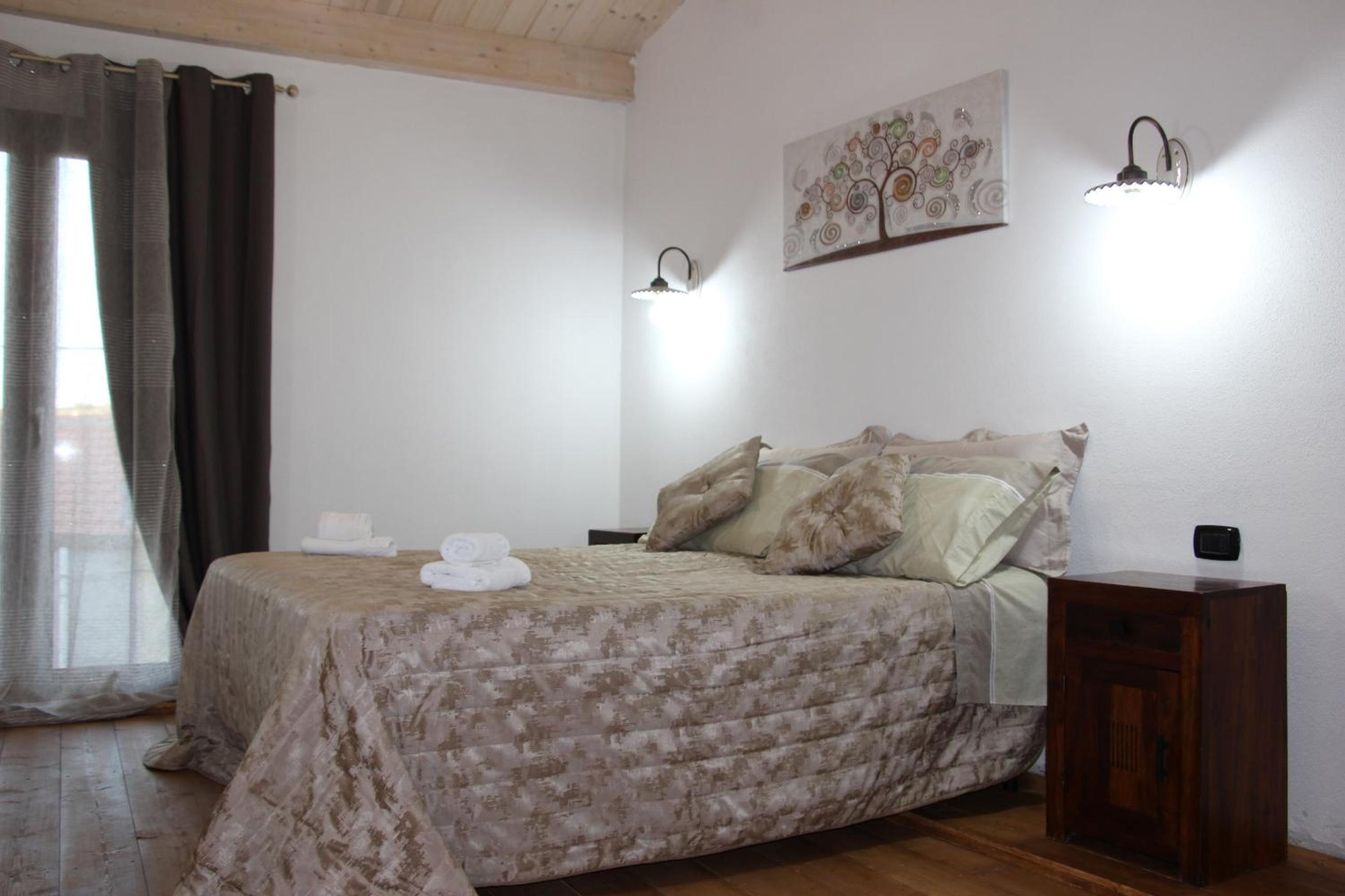 One-Bedroom Apartment - Sea View