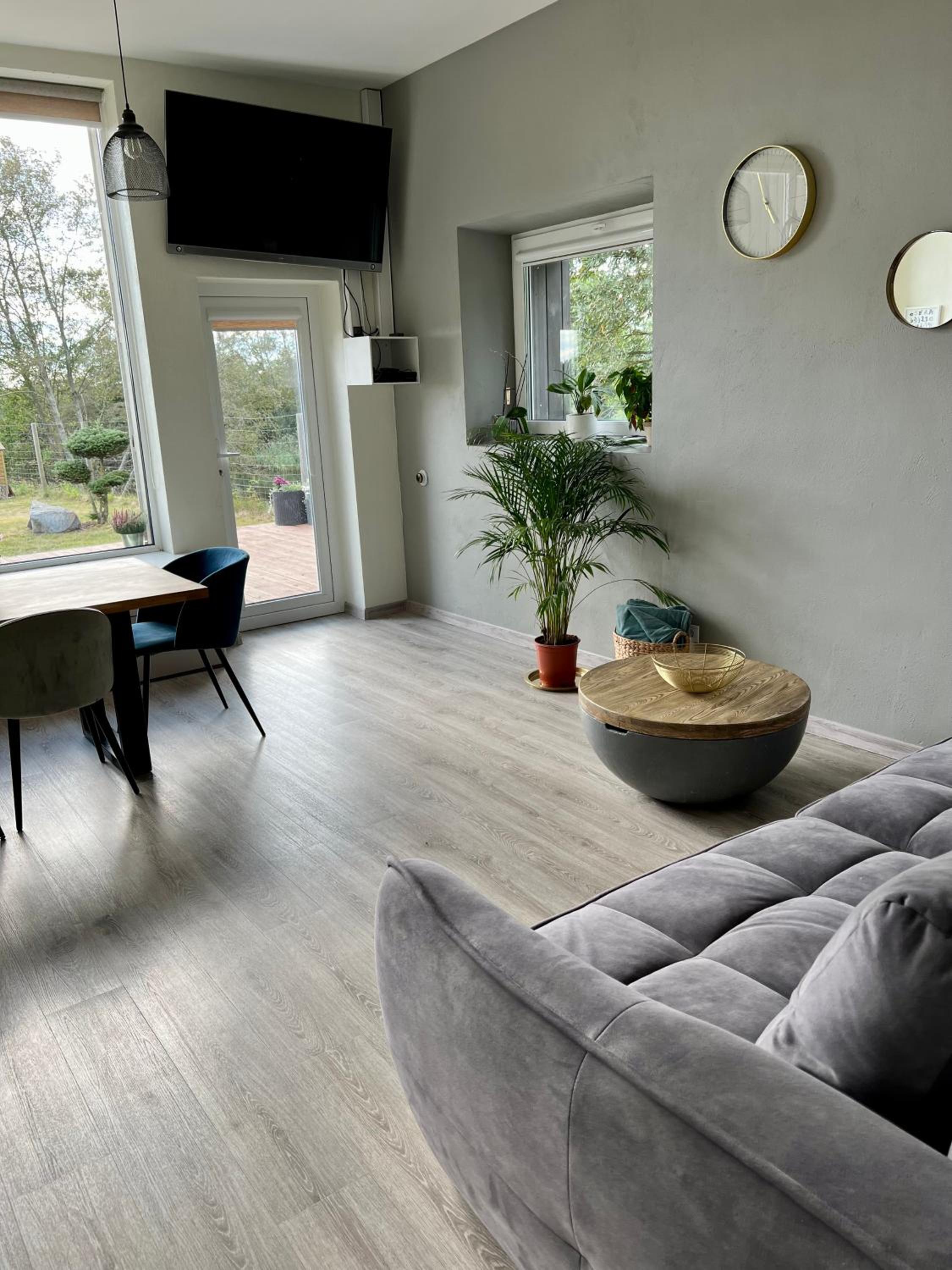 Three-Bedroom House - Photo 4