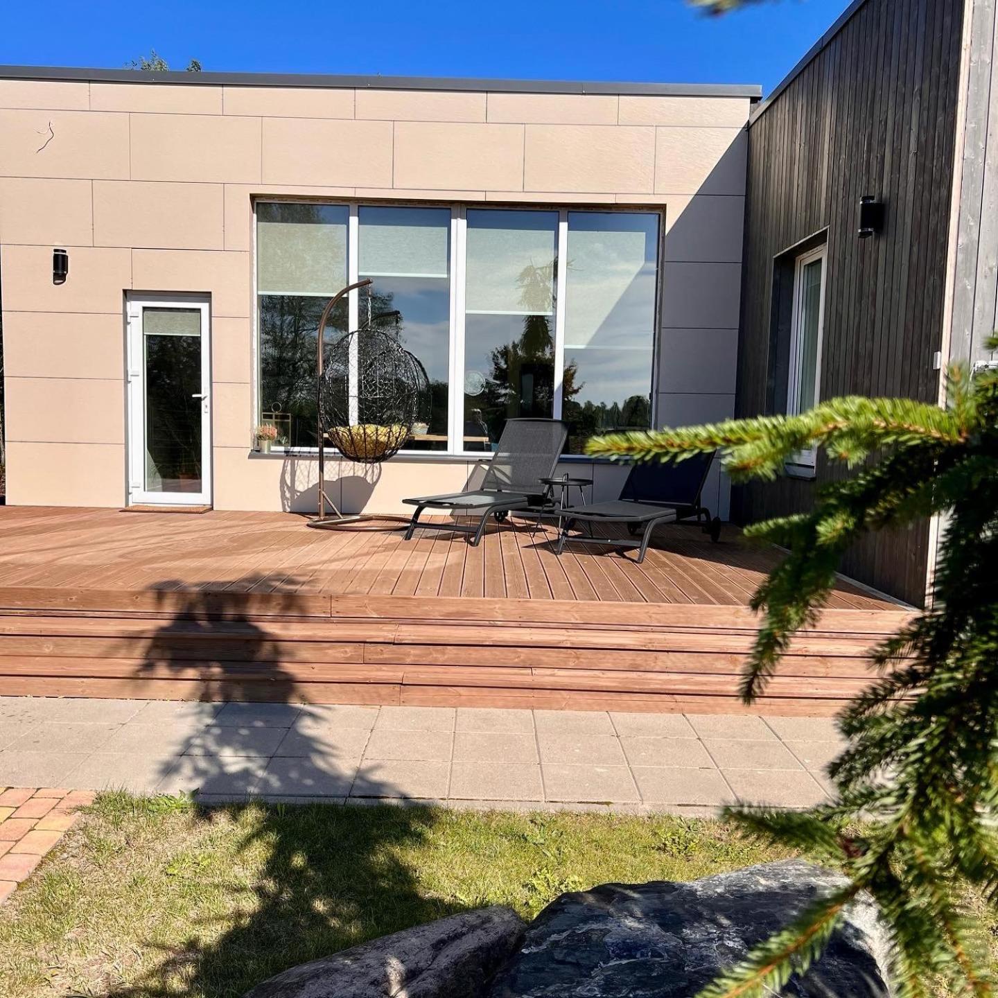 Three-Bedroom House - Photo 27