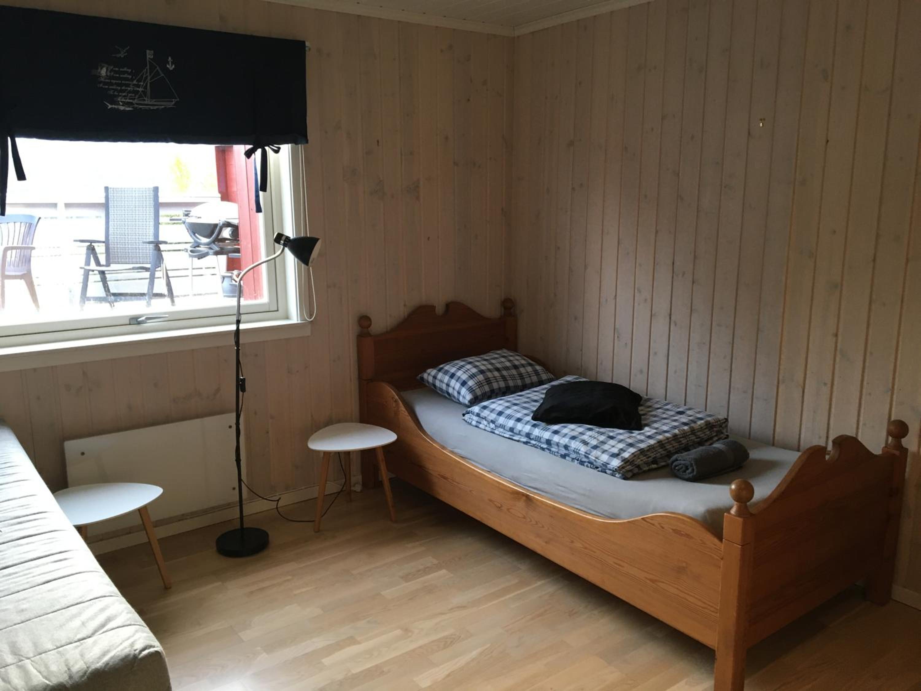 Small Twin Room photo 2