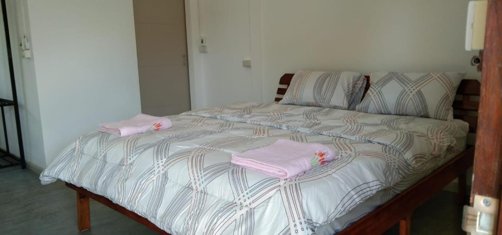 Deluxe Double or Twin Room - Photo 2