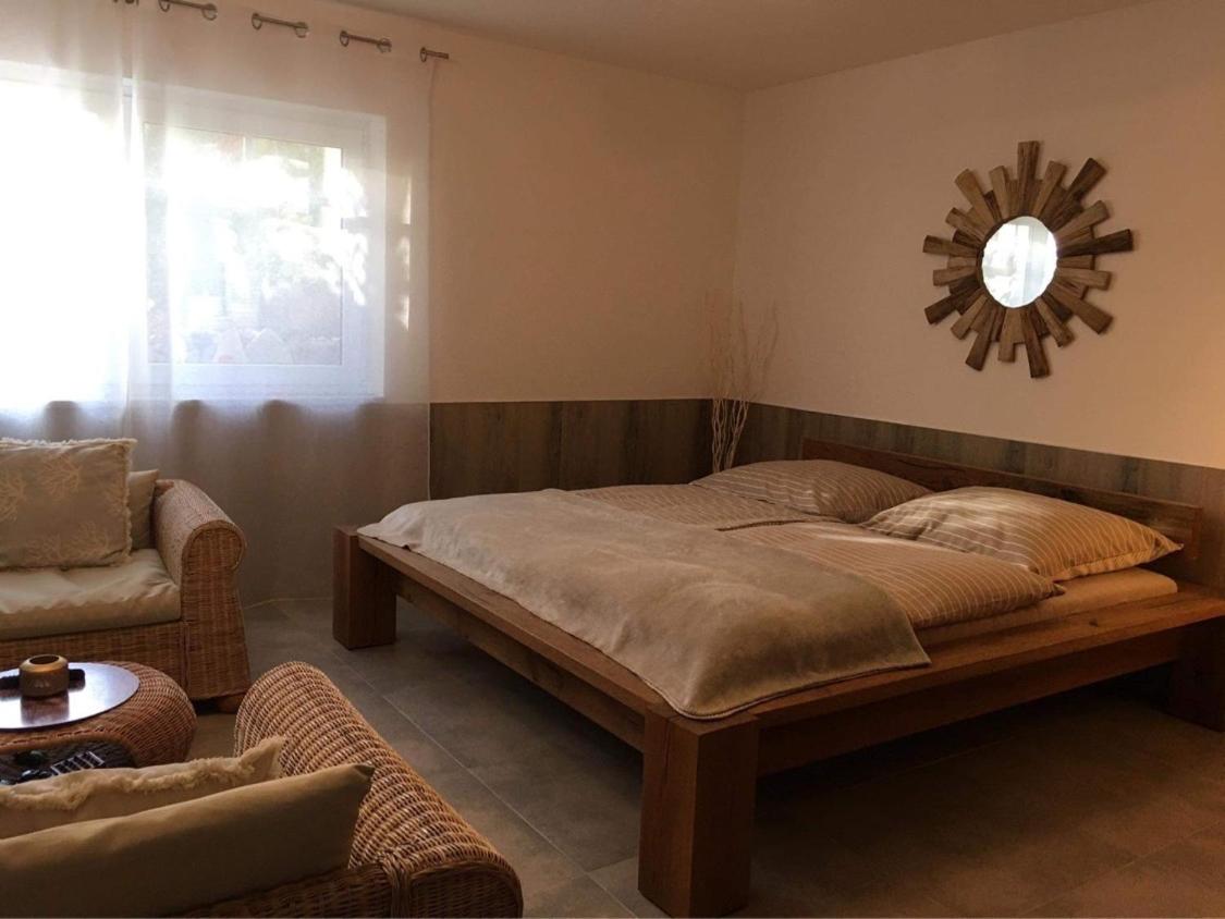 One-Bedroom Apartment - Photo 6