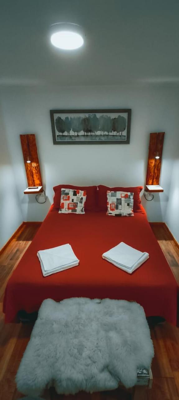 Economy Standard Double Room with Shared Bathroom photo 2