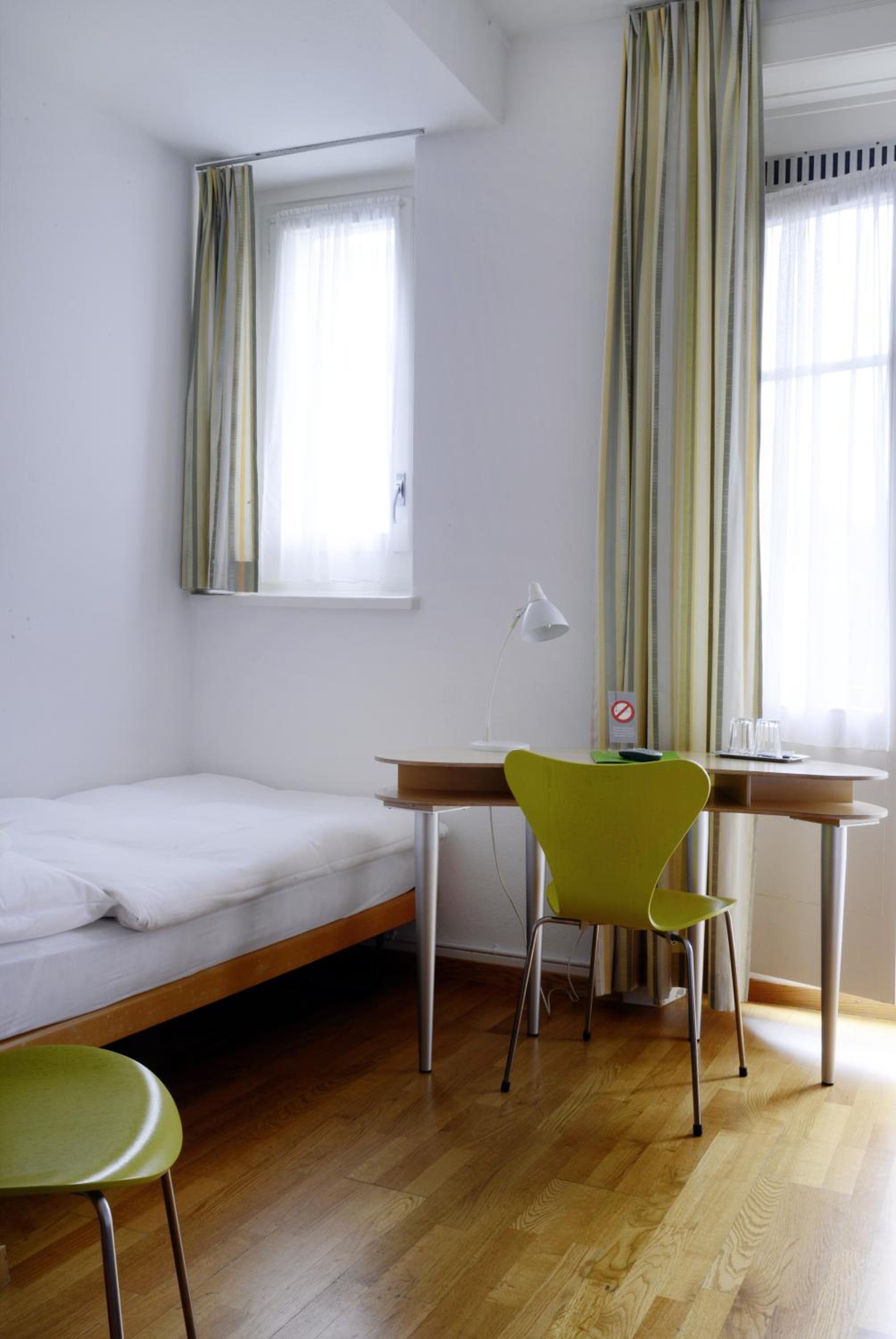 Standard Single Room with Shared Bathroom