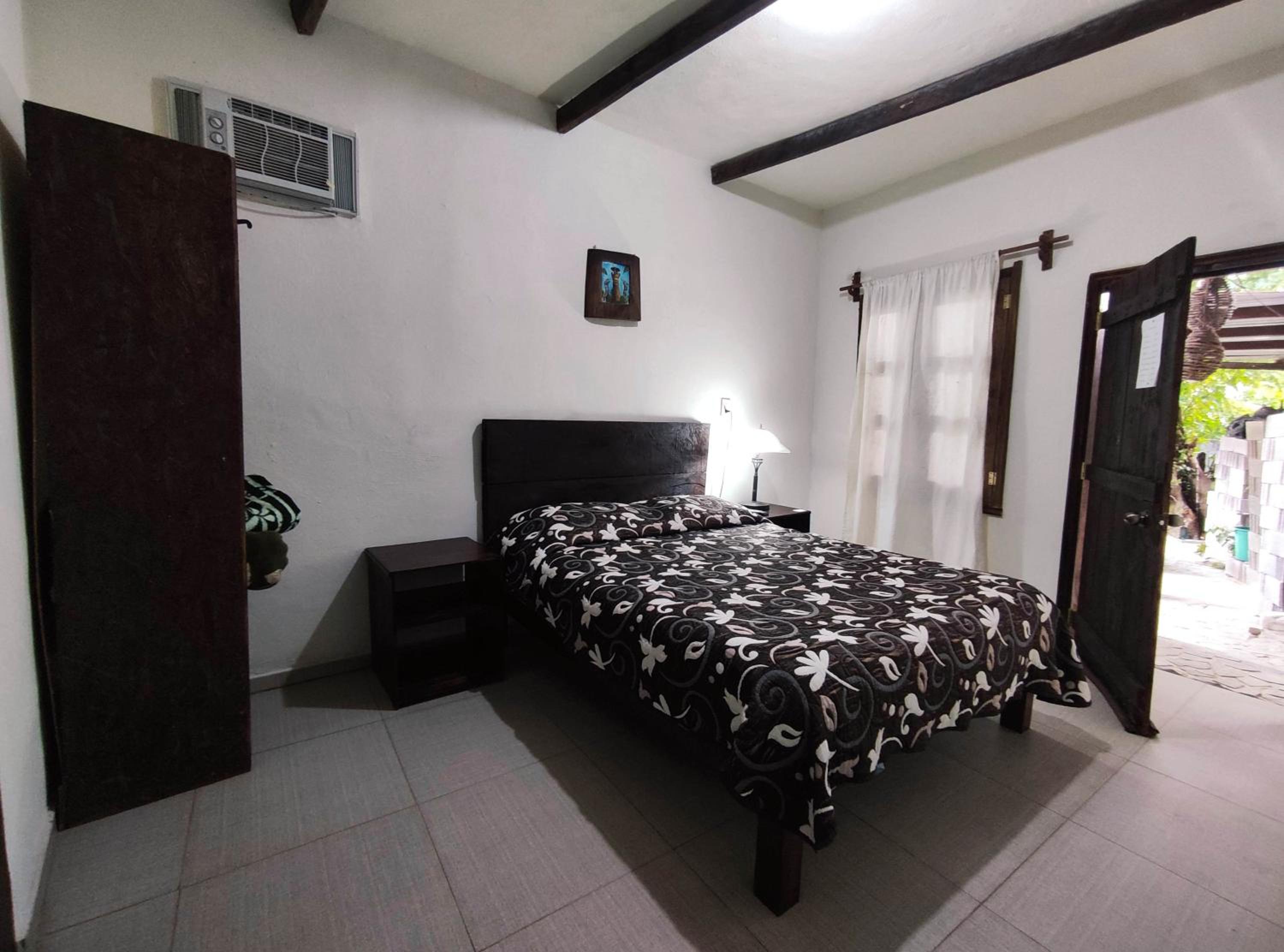 Deluxe Room - Photo 2