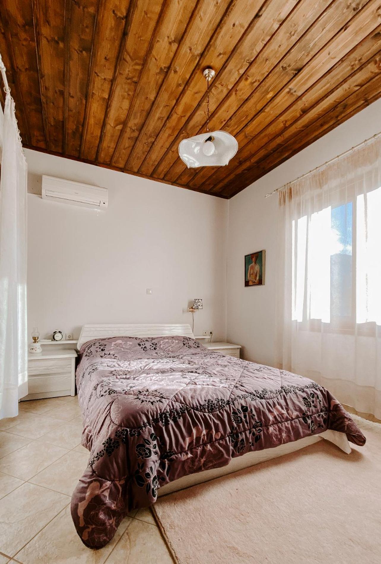 Three-Bedroom Villa photo 1