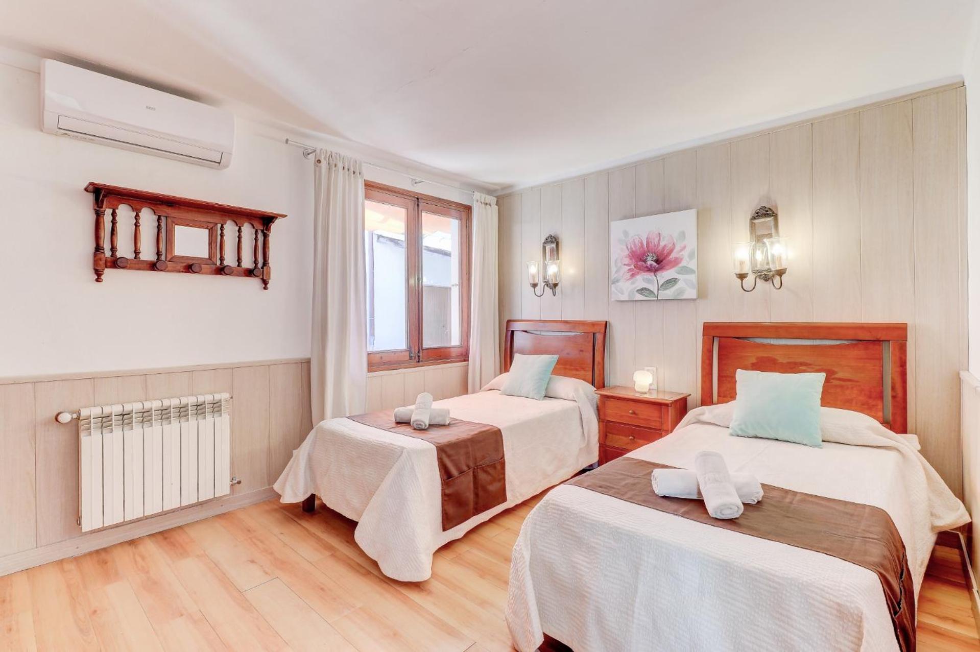 Villa photo 2
