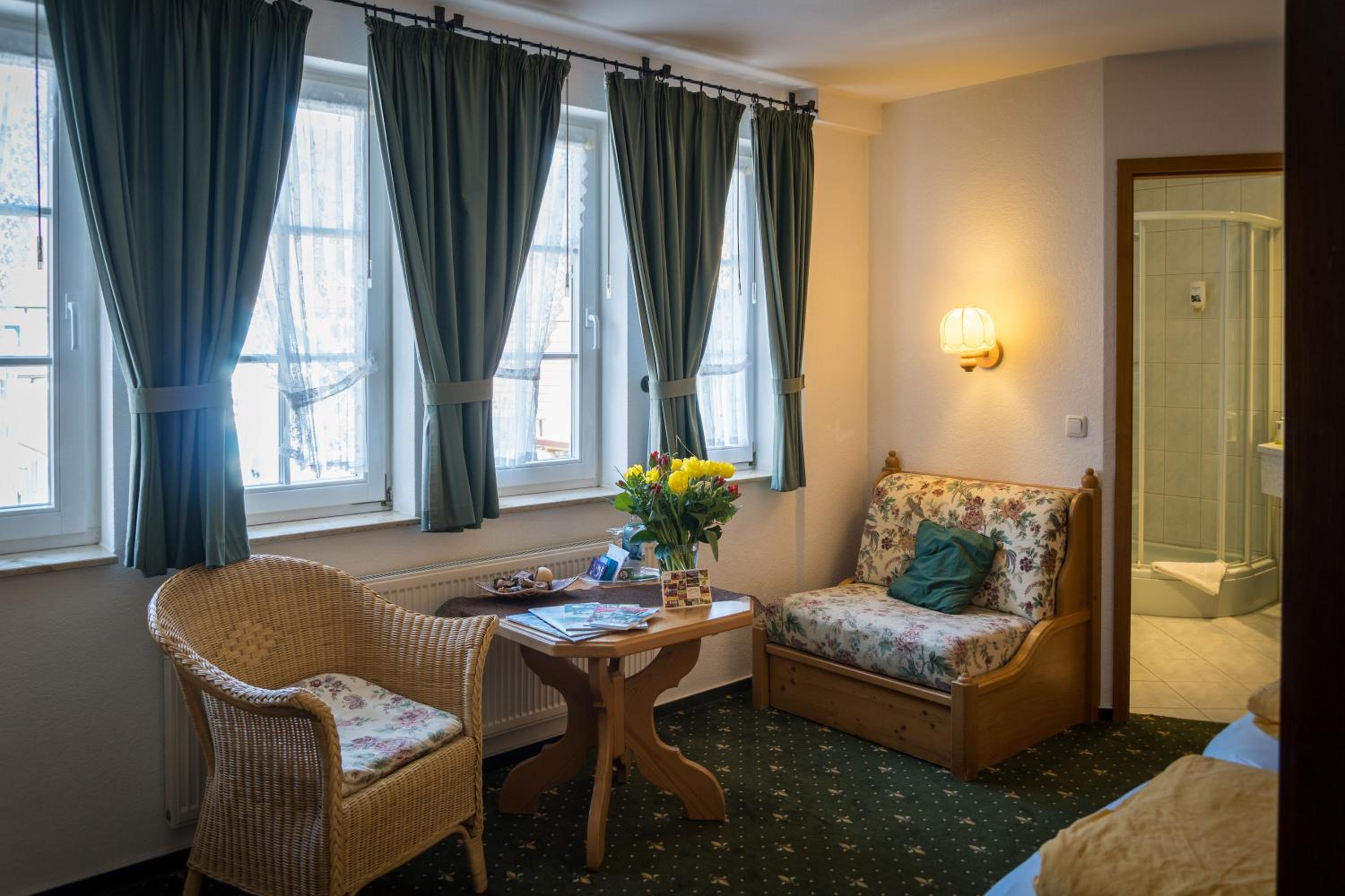 Double Room - Photo 3