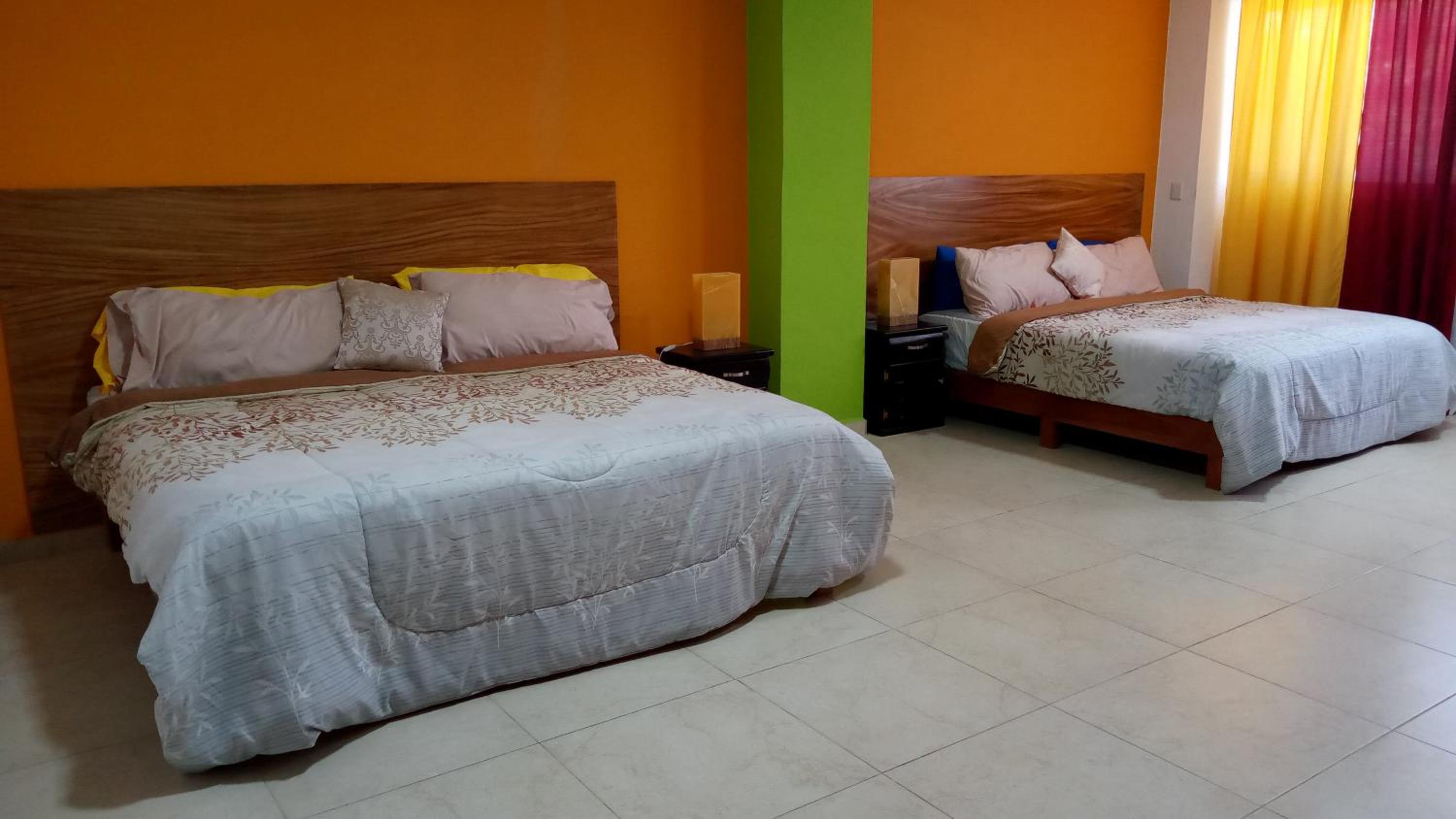 King Room with Two King Beds - Photo 5