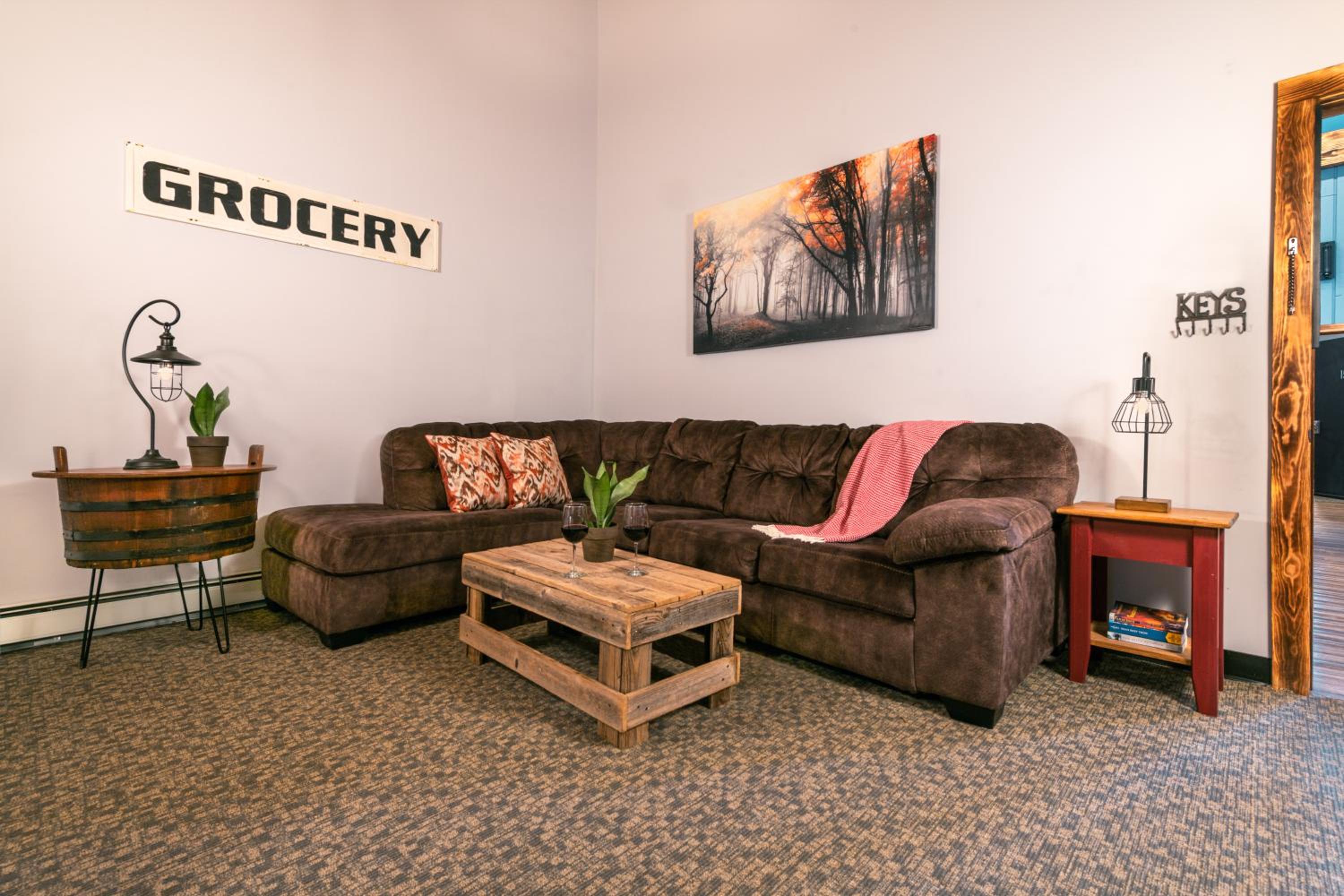 Deluxe Family Room