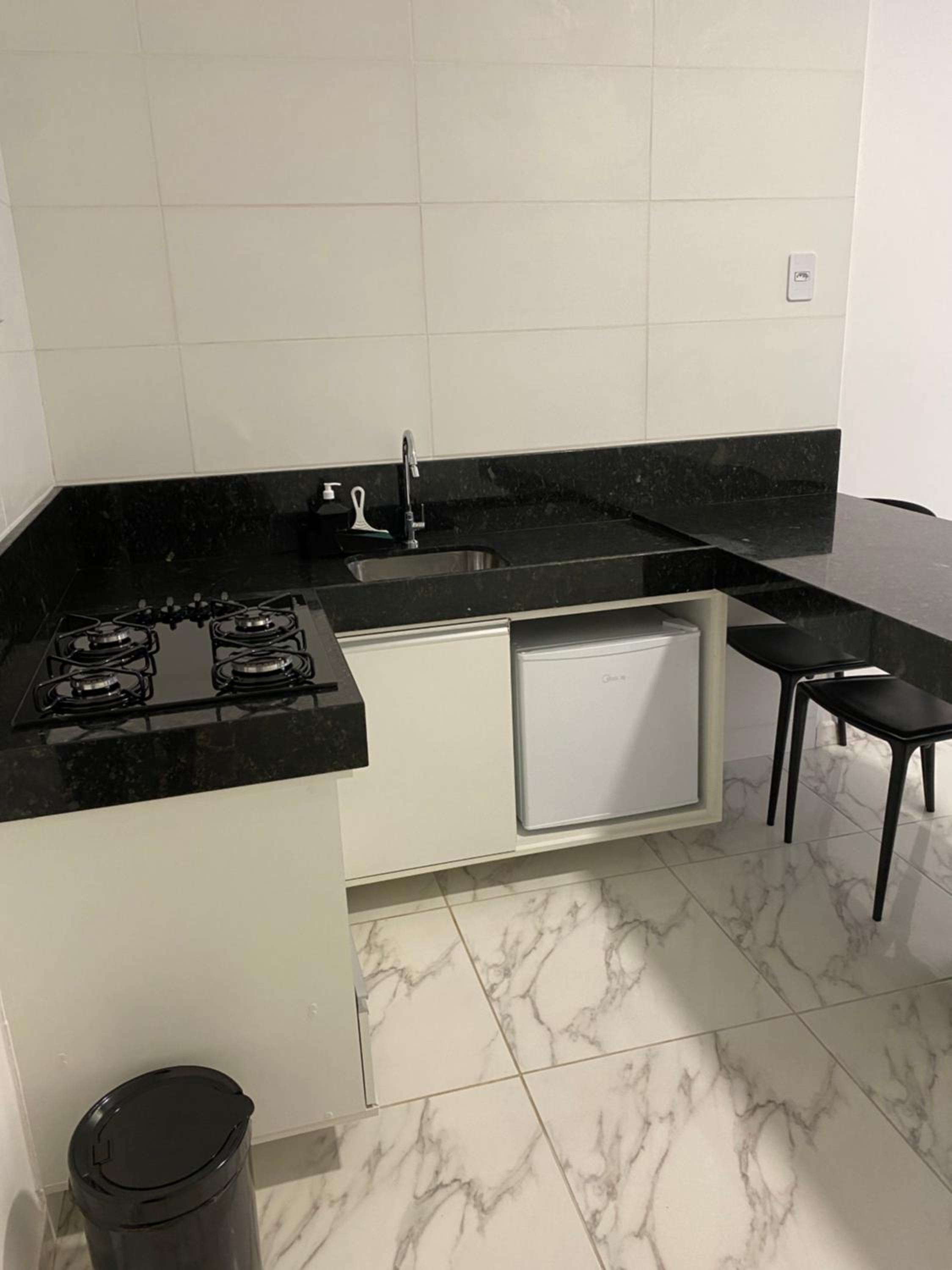 One-Bedroom Apartment - Photo 31