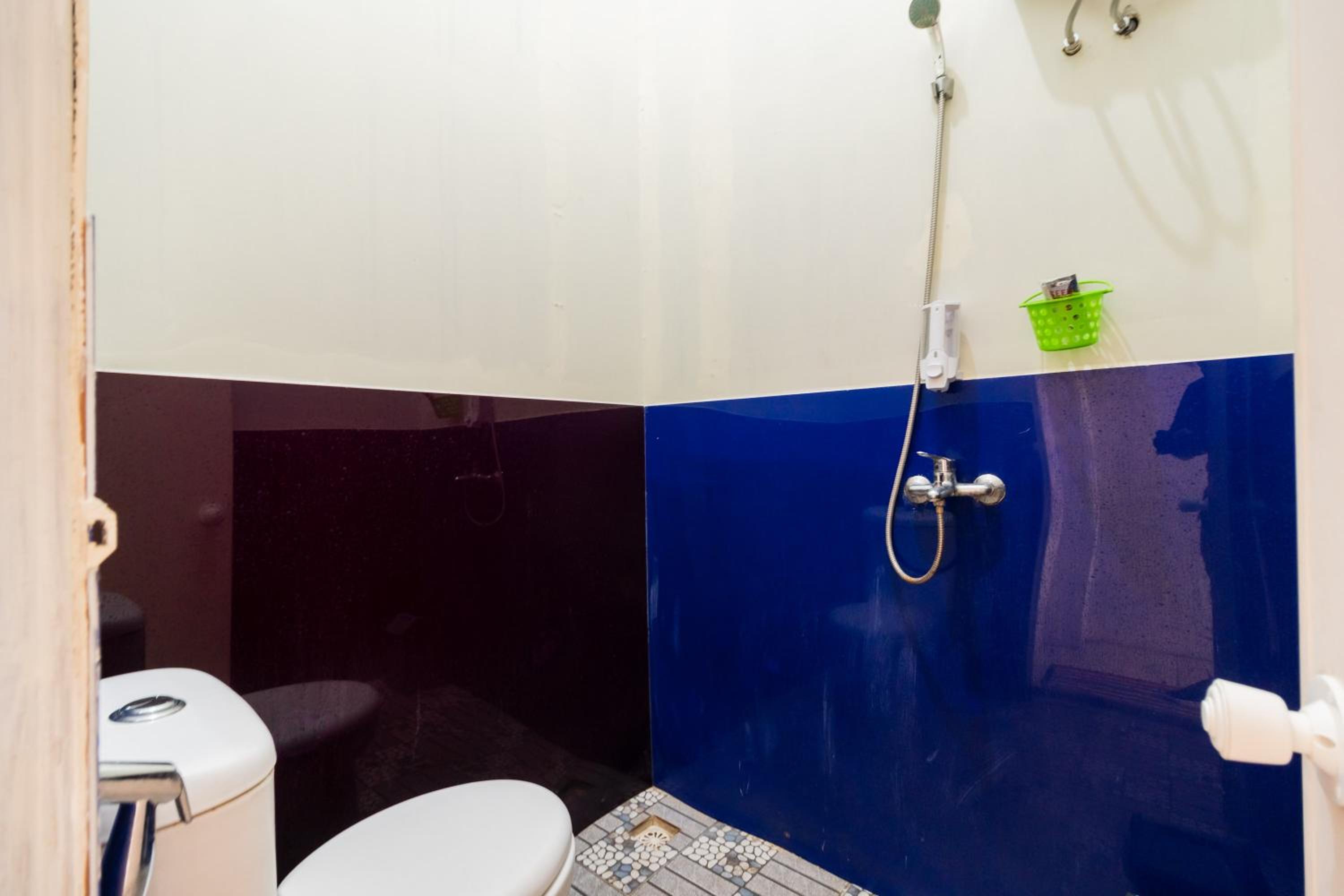 Standard Double Room - Photo 4