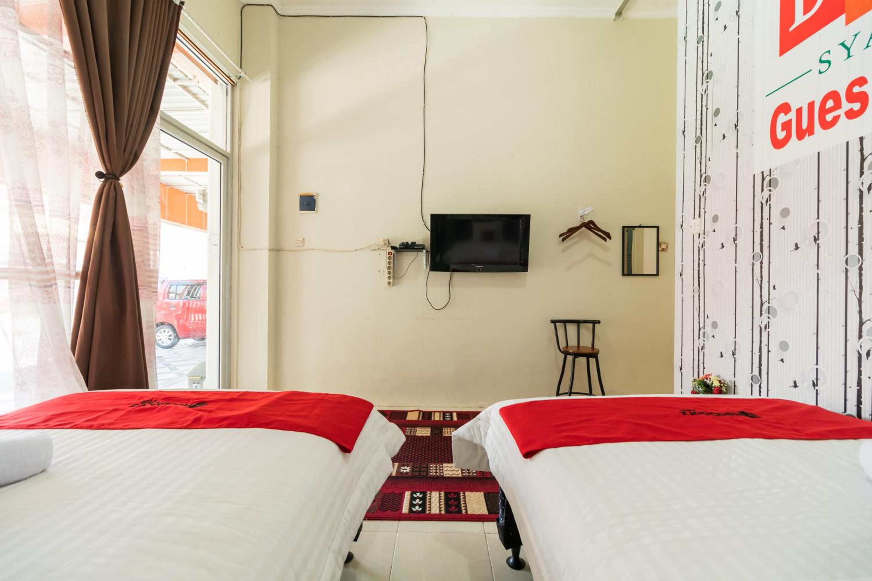 Twin Room - Photo 3
