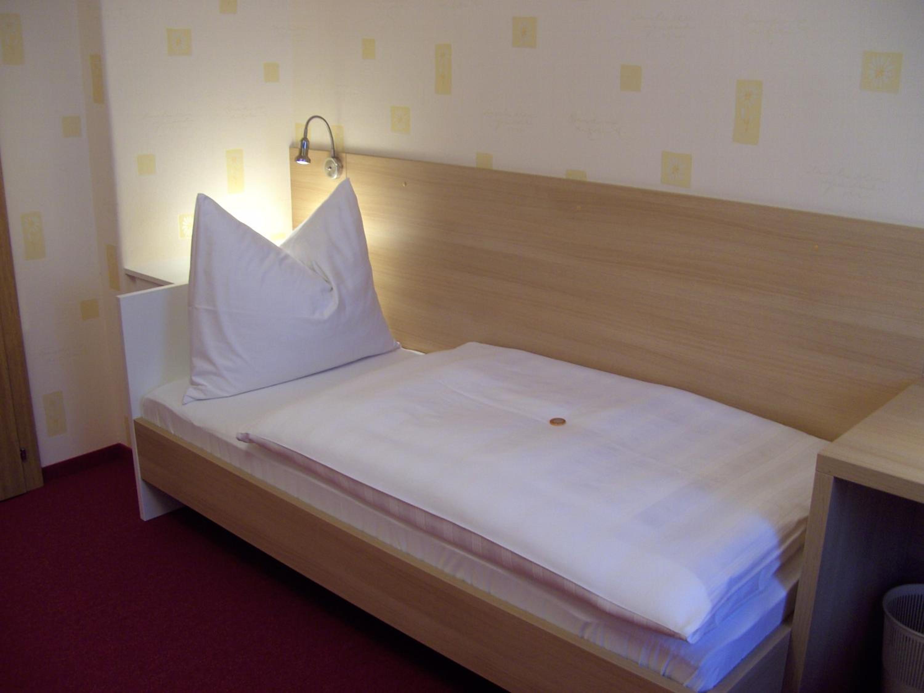 Single Room photo 2