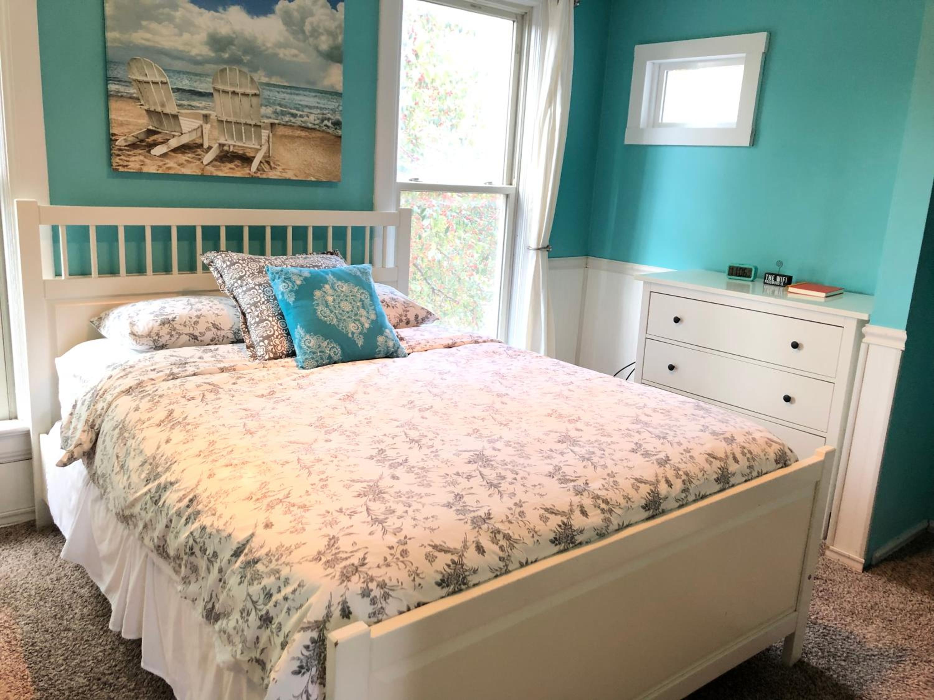 Five-Bedroom House photo 1