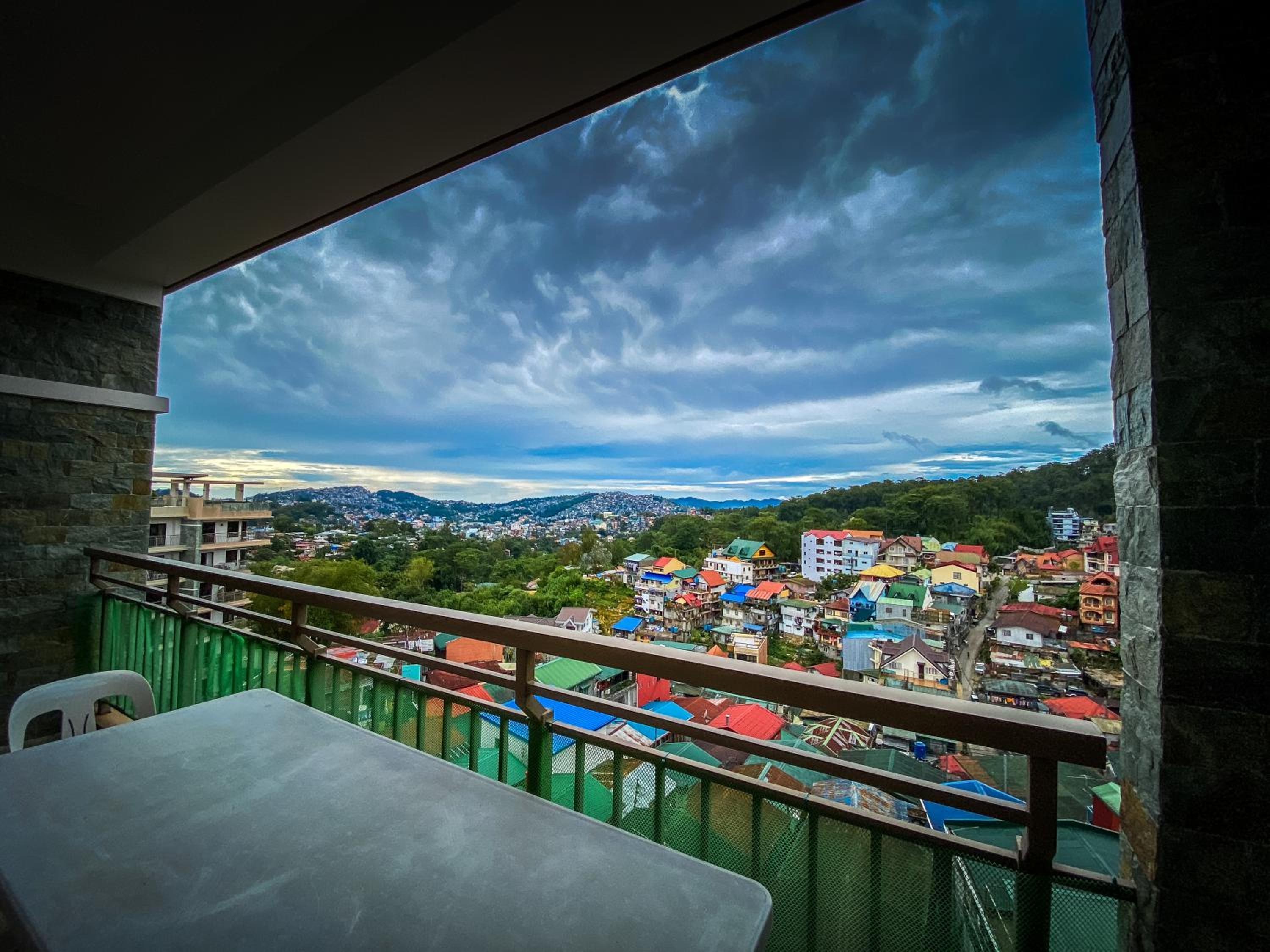Apartment with Mountain View - Photo 54