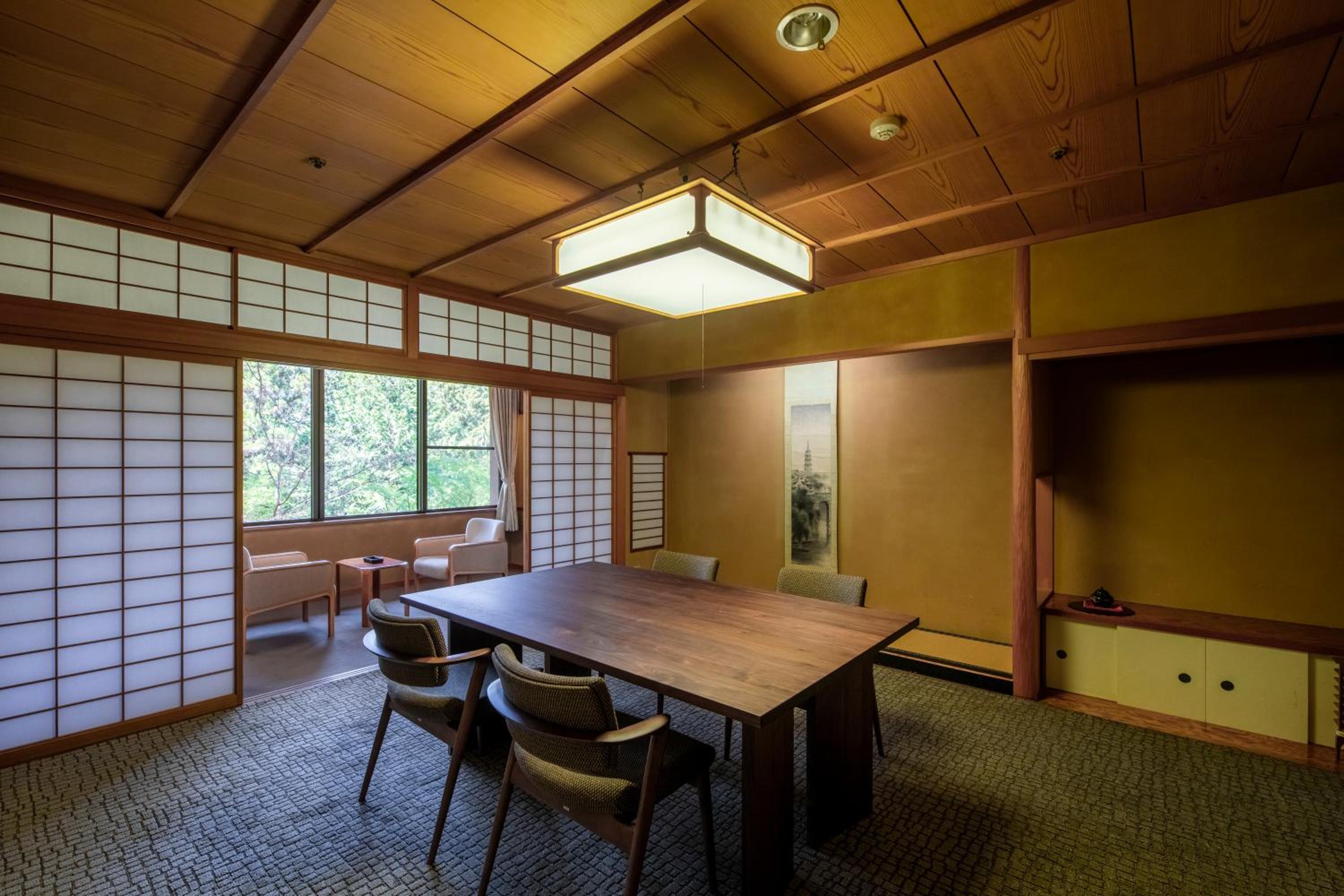 Suite with Hot Spring Bath photo 3