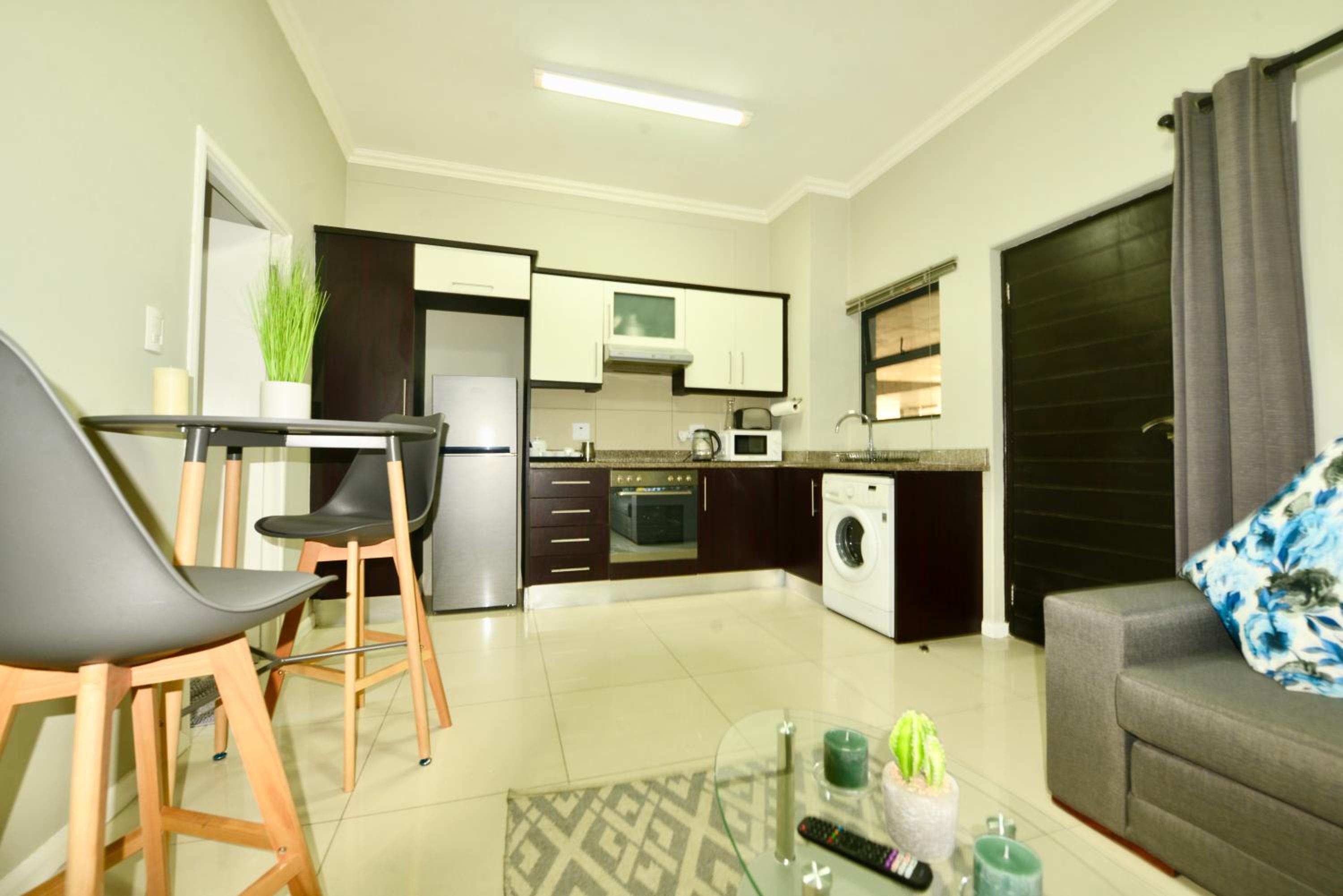 One-Bedroom Apartment - Photo 44