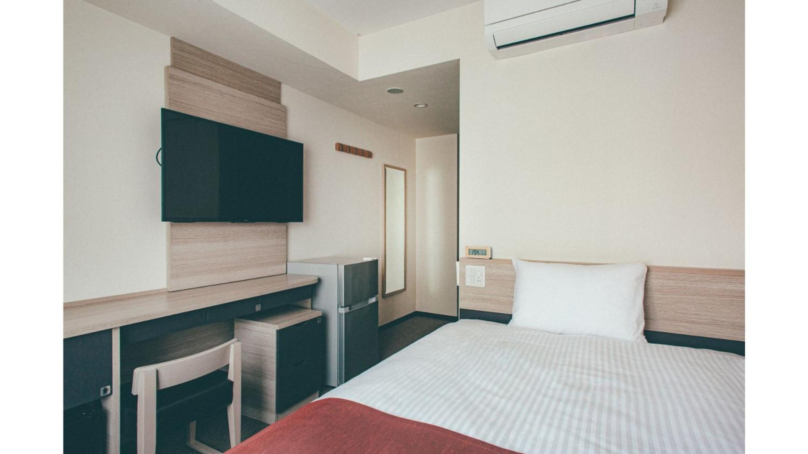 Single Room - Non-Smoking - Photo 1