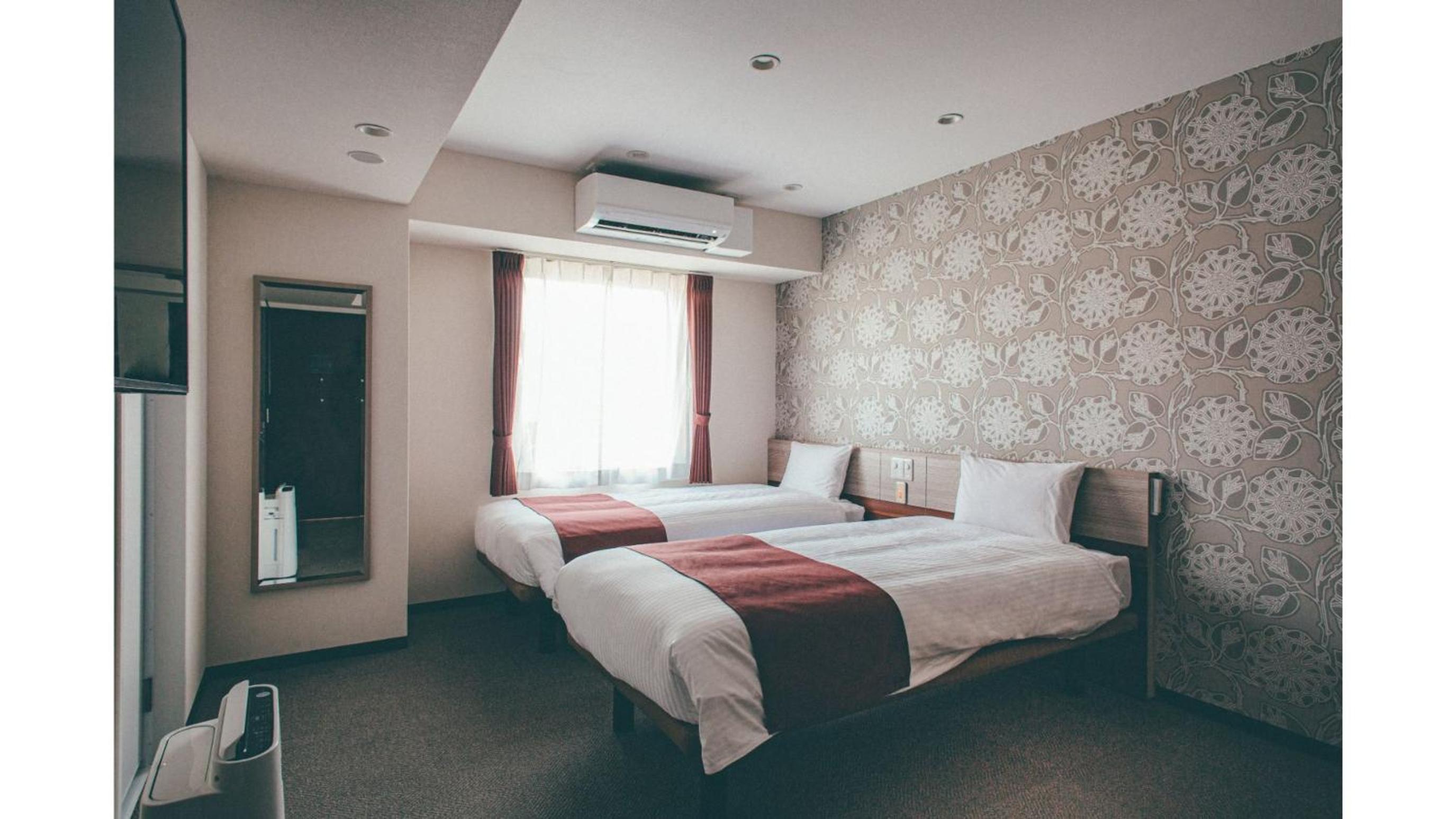 Standard Twin Room - Non-Smoking - Photo 1