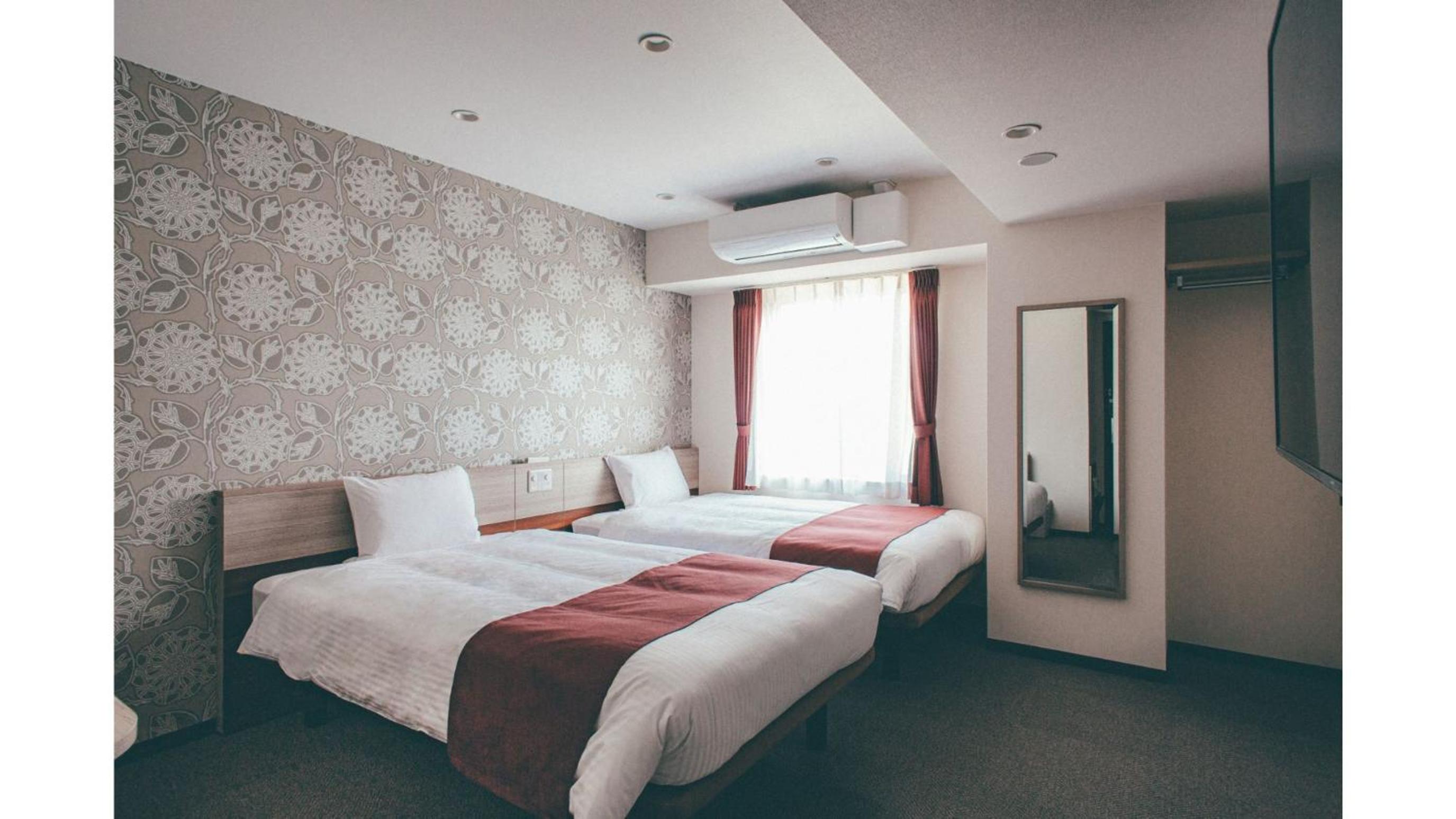 Deluxe Twin Room - Smoking - Photo 1