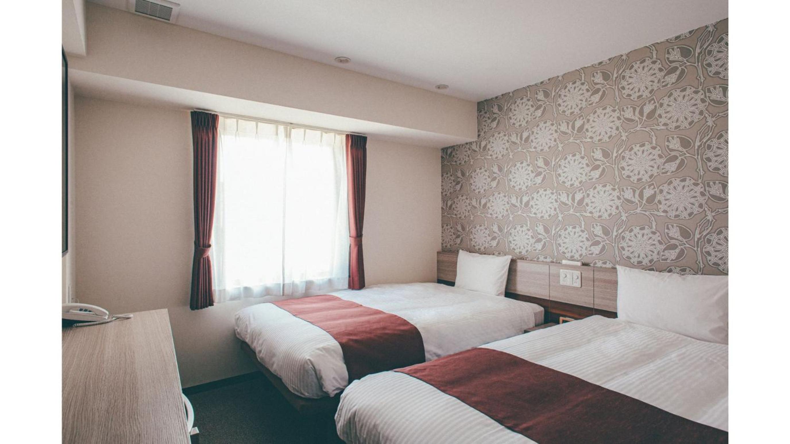 Superior Twin Room - Smoking - Photo 1
