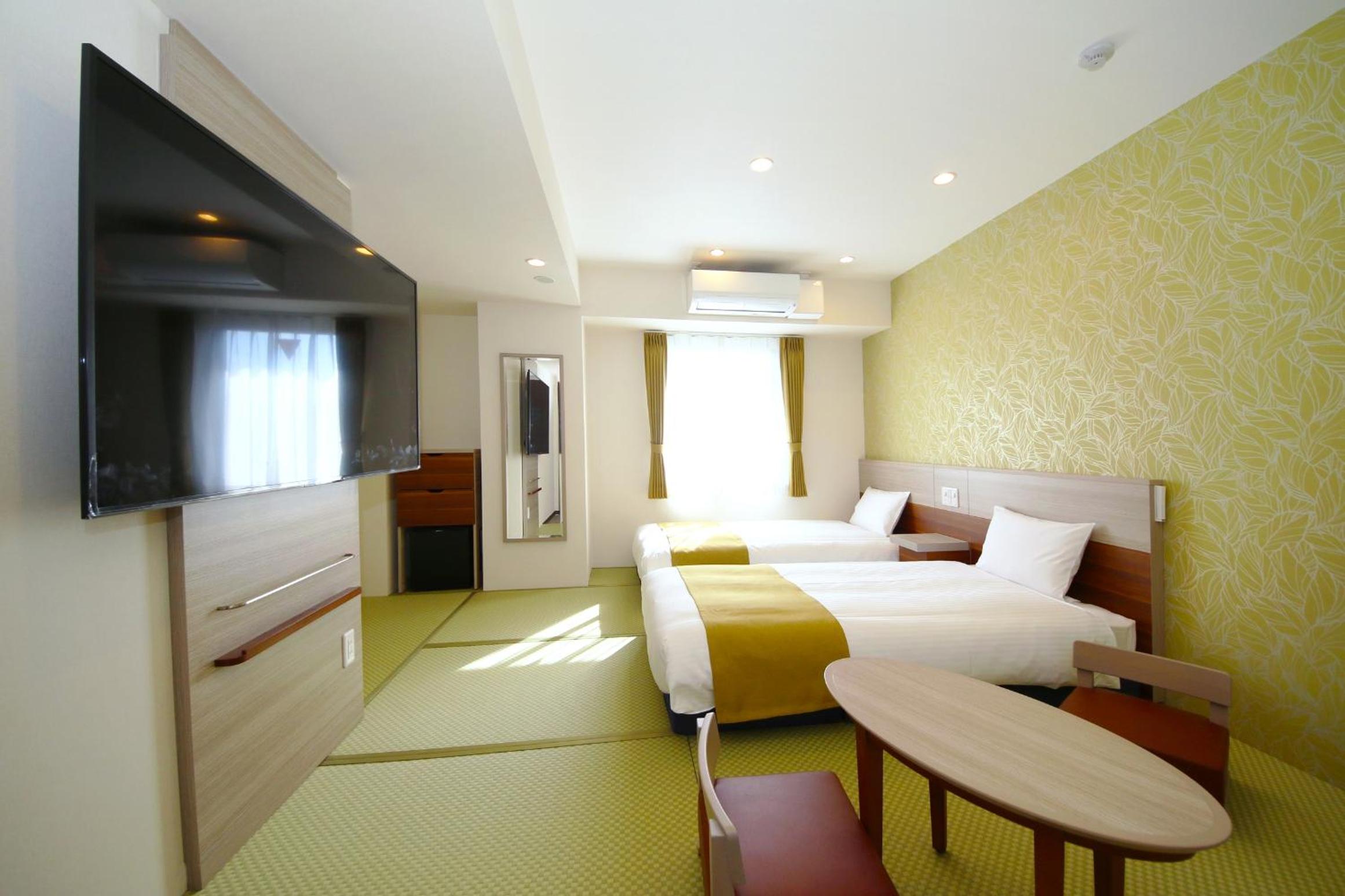 Deluxe Twin Room - Non-Smoking - Photo 1