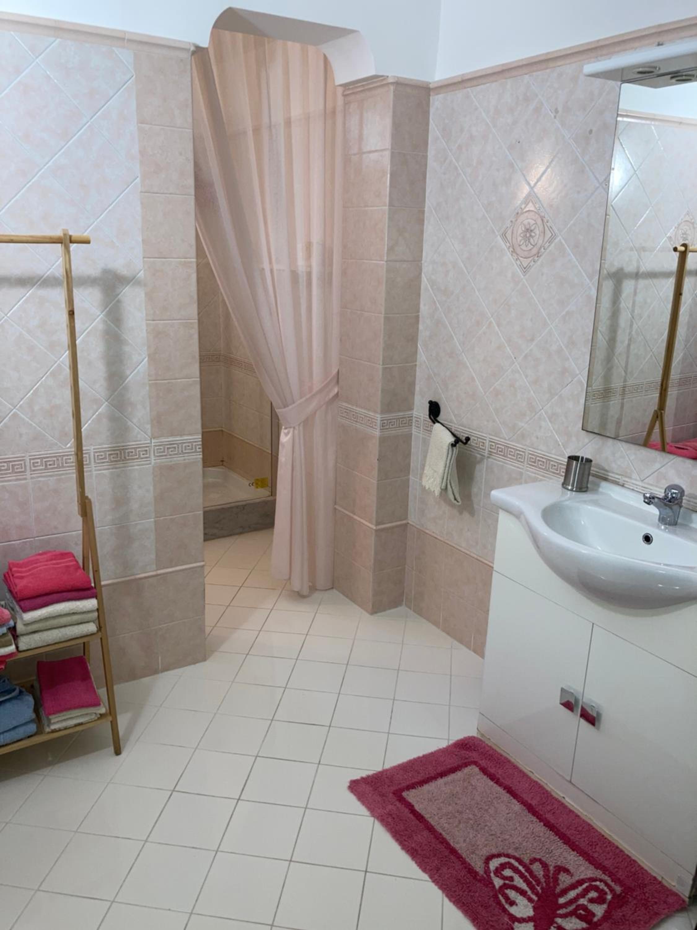Two-Bedroom Apartment - Photo 19