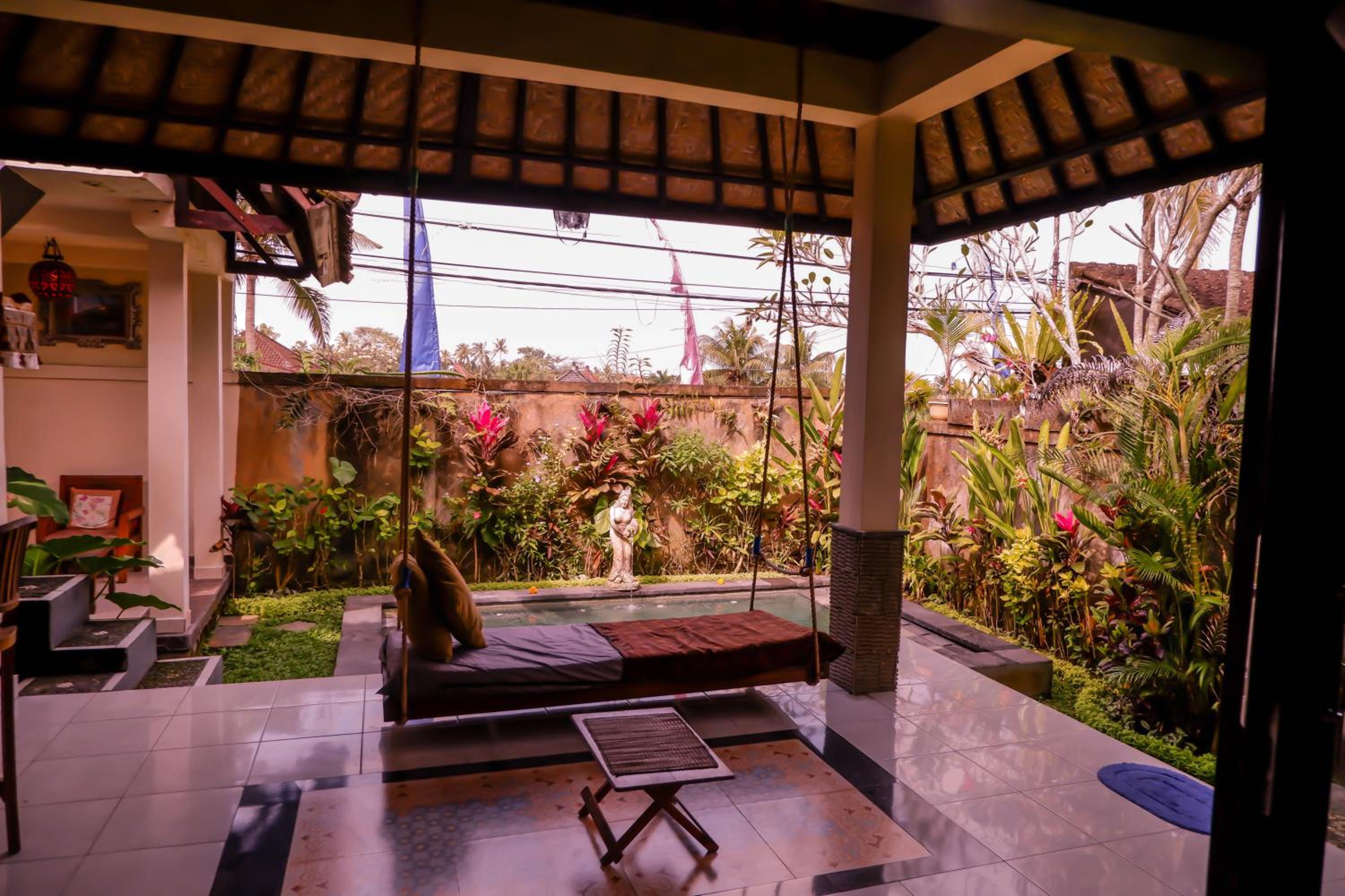 Basic One-Bedroom Villa with Private Pool - Photo 9