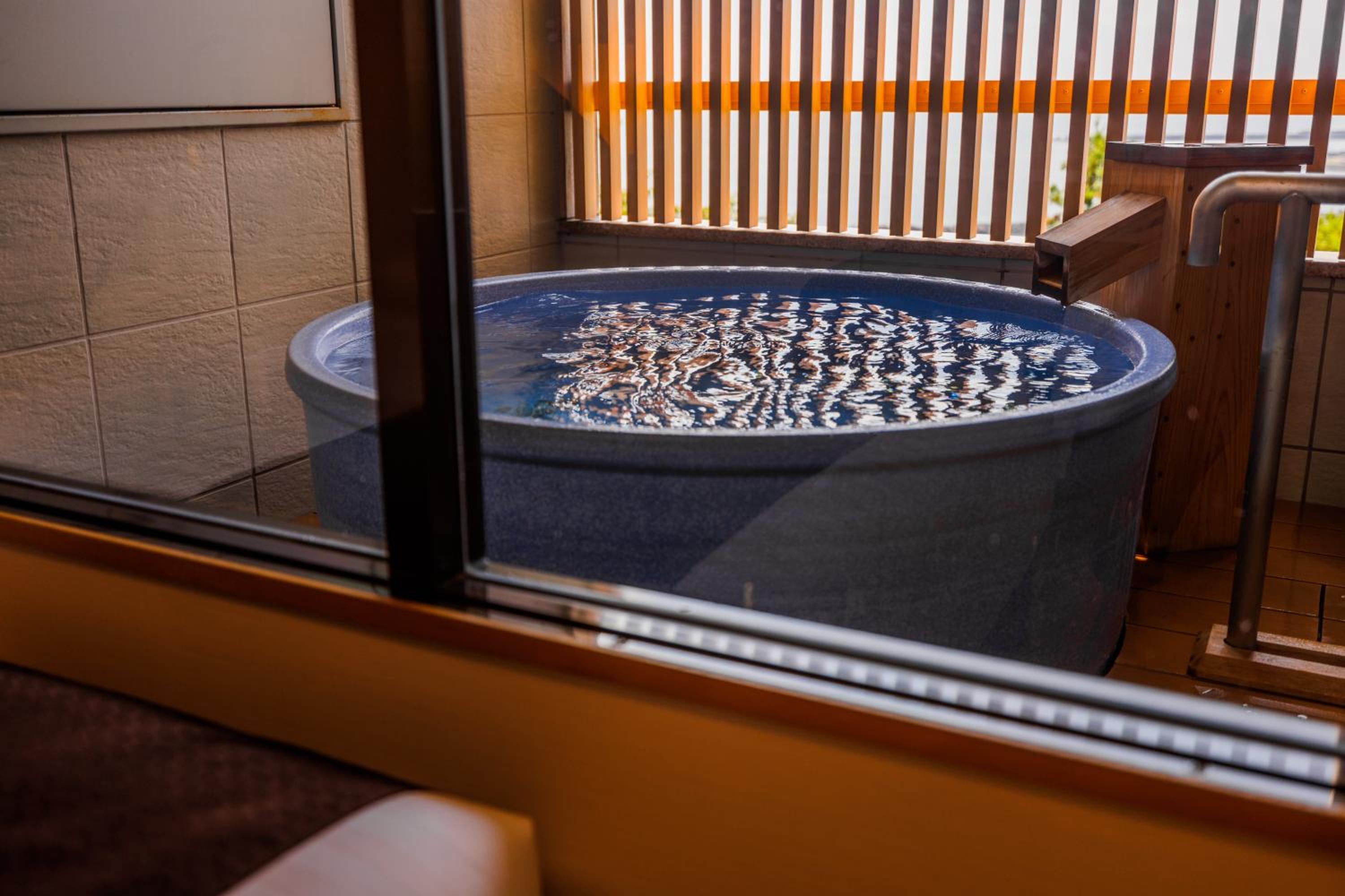 Ocean View Special Japanese-Western Room with Open-Air Bath photo 3