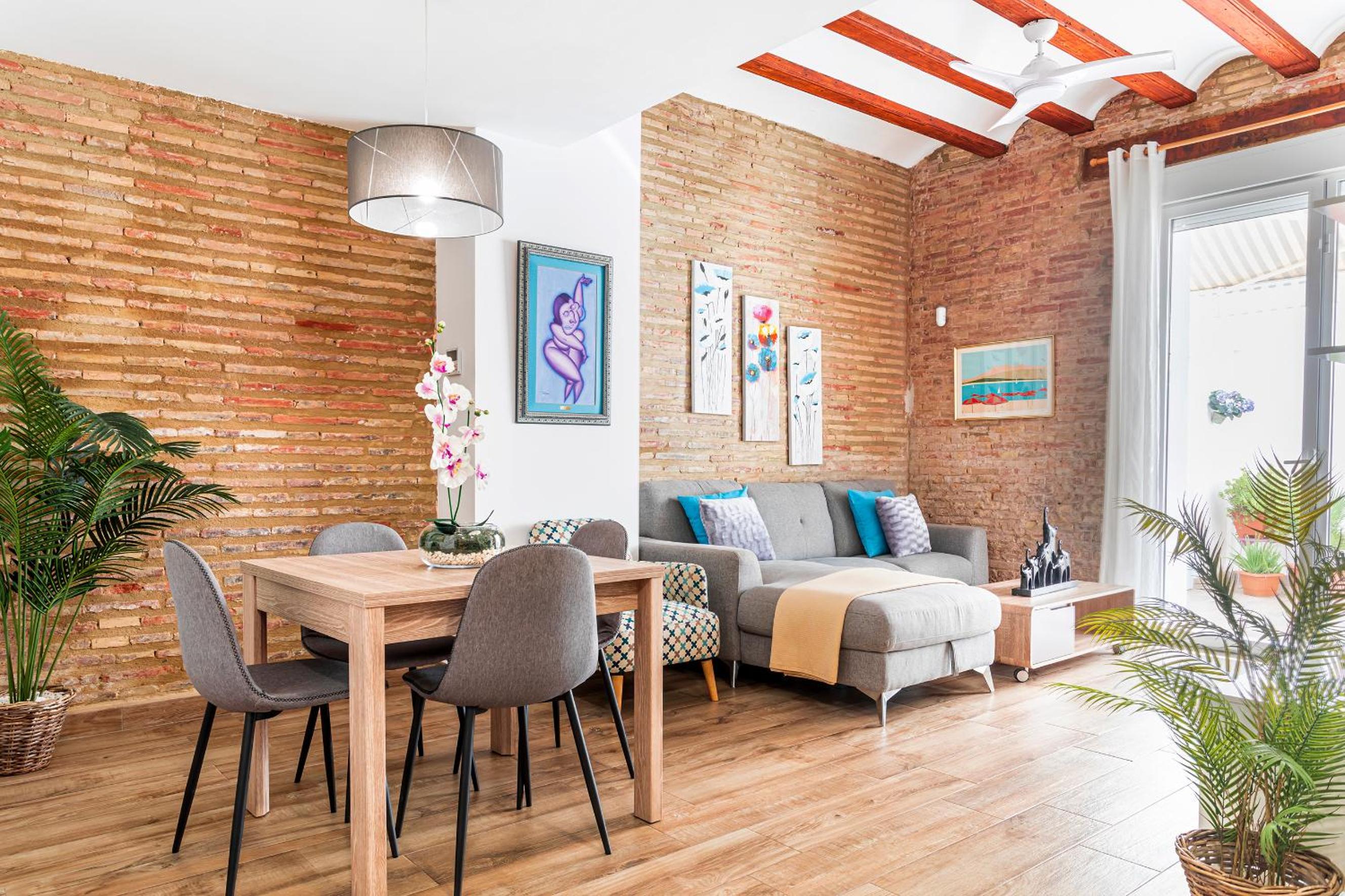 Apartamento de Dos Habitaciones con Terraza