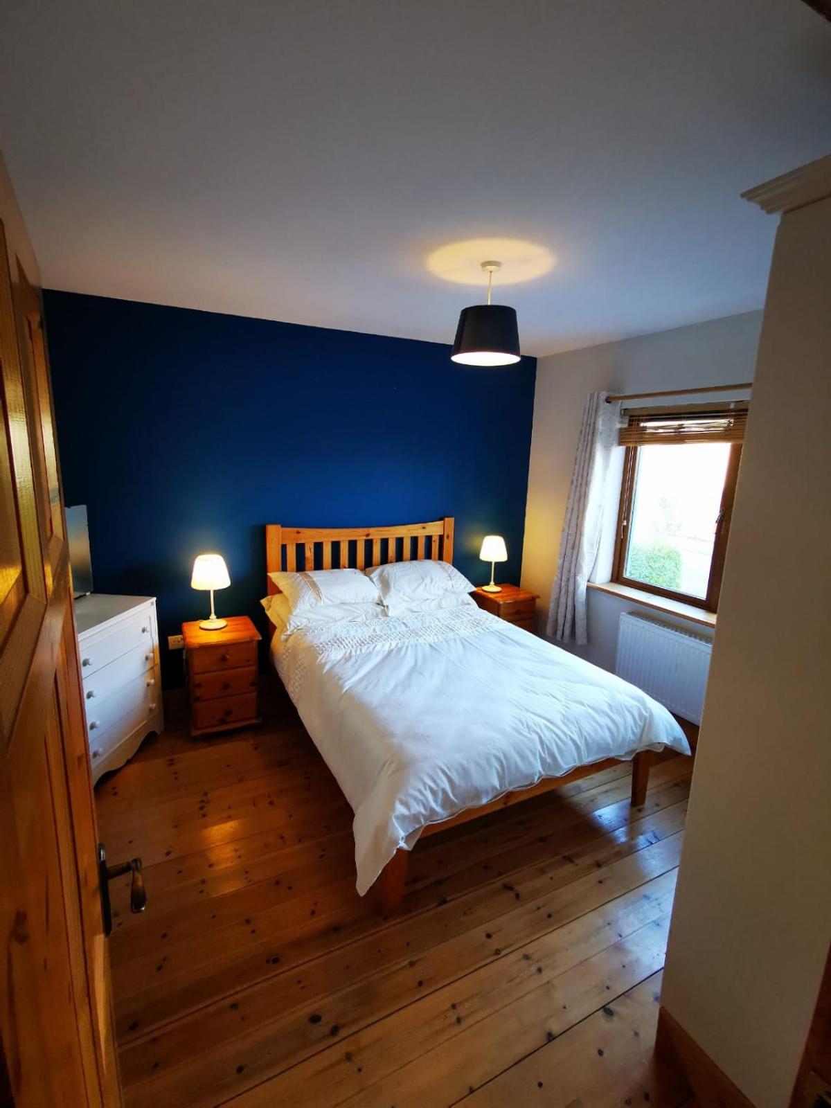 Four-Bedroom House photo 1