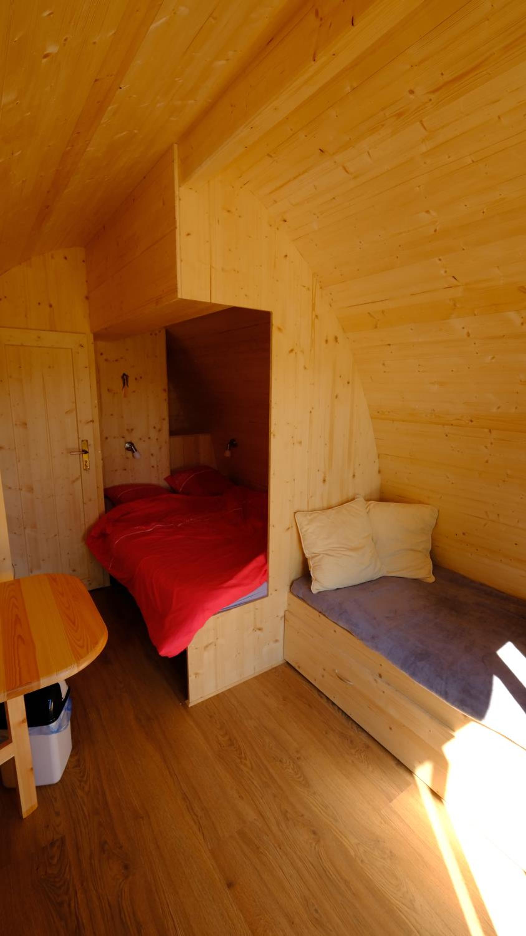 Mobile Home - Photo 5
