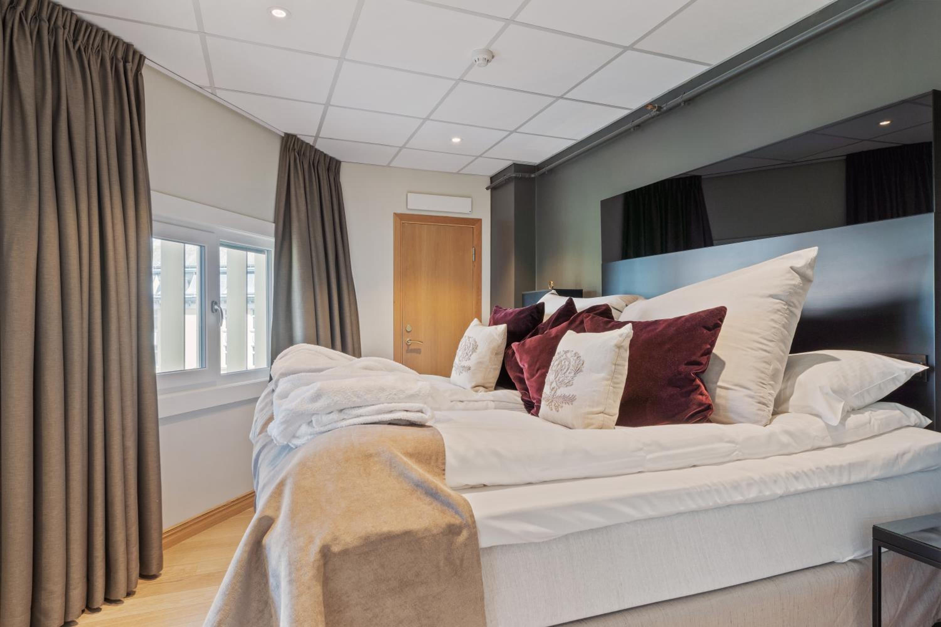 Suite - Photo 4