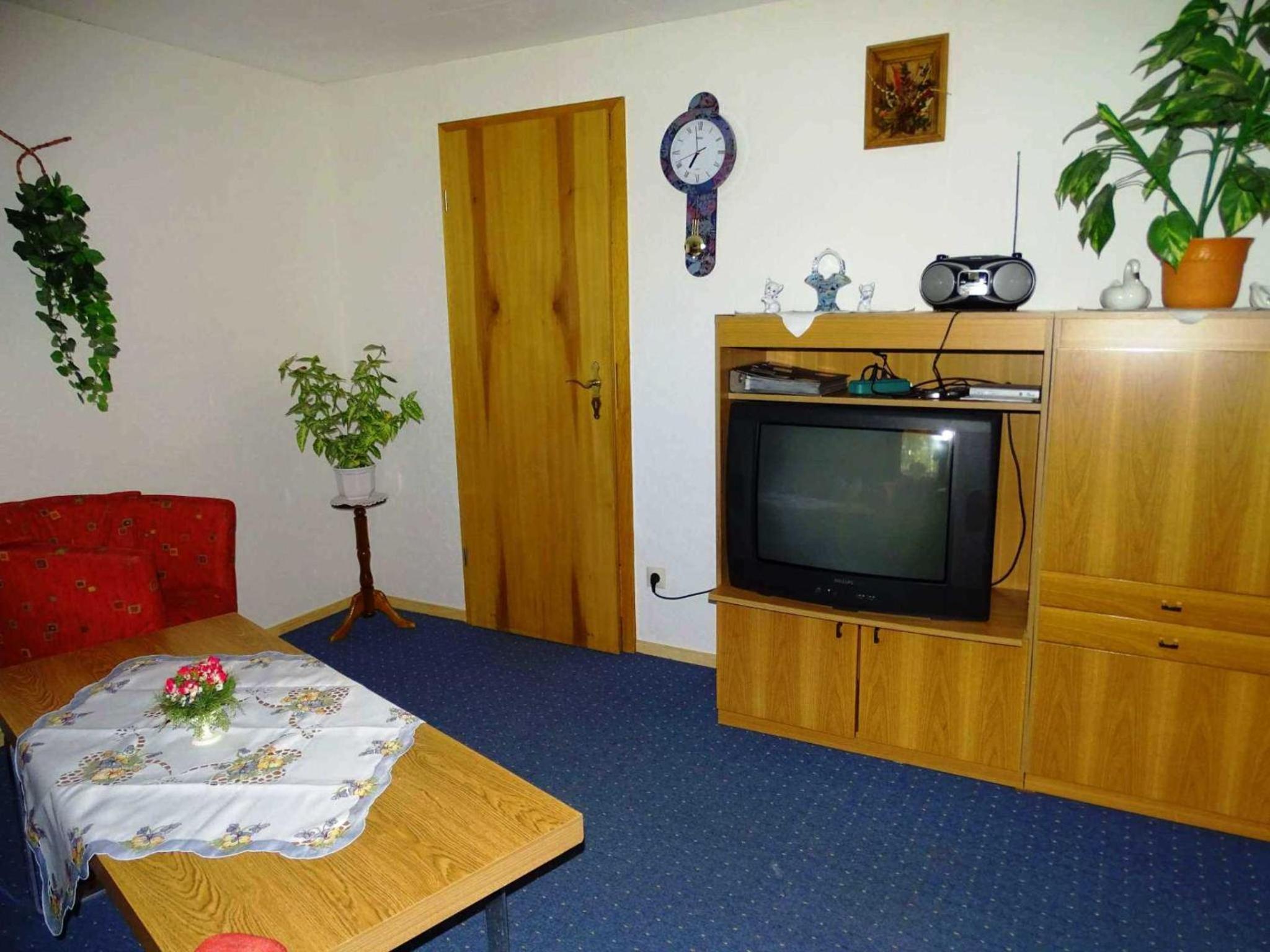 One-Bedroom Apartment with Terrace photo 2