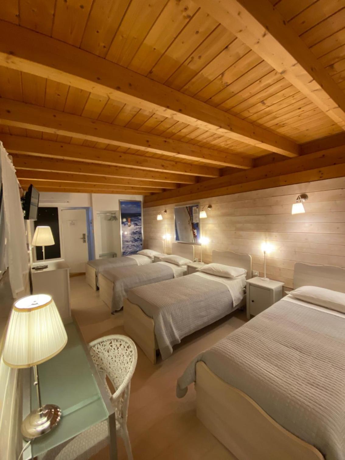Comfort Quadruple Room