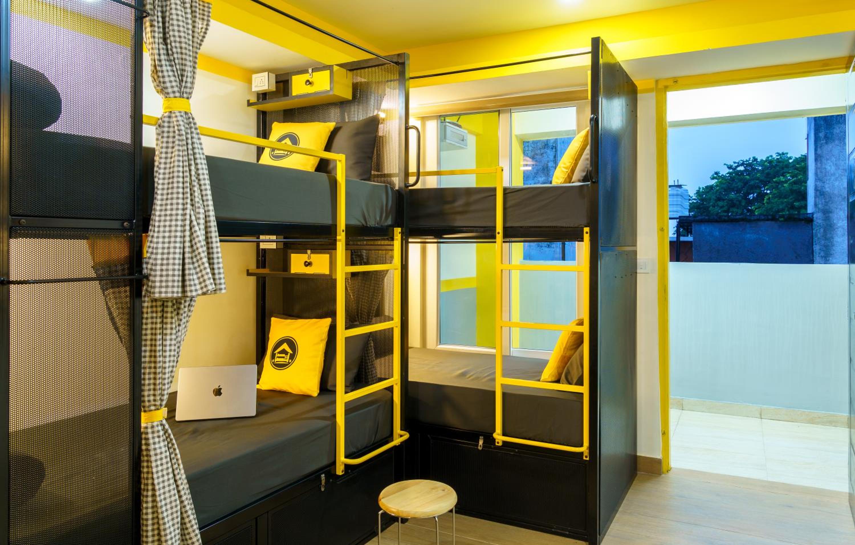 Bed in 6-Bed Mixed Dormitory Room photo 3