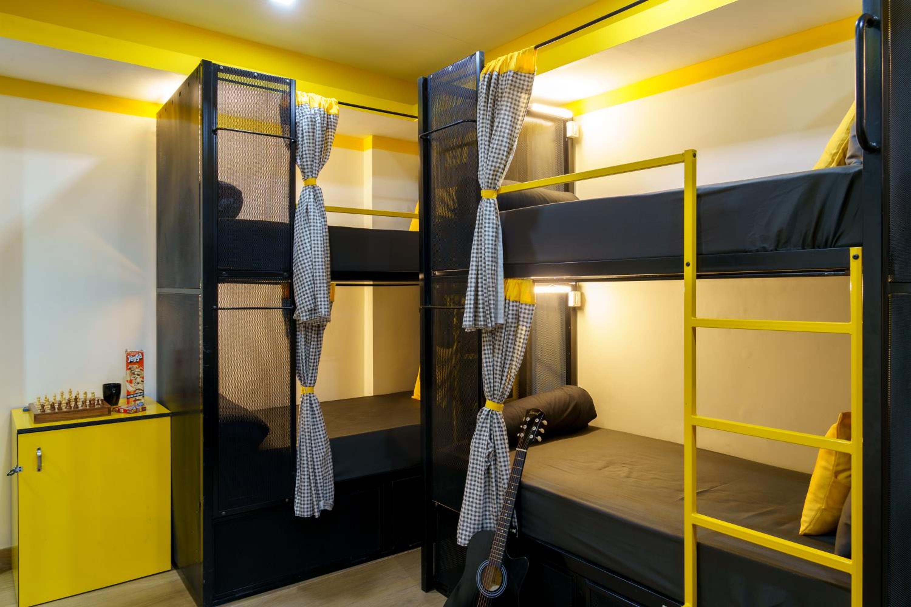 Bed in 6-Bed Mixed Dormitory Room photo 1