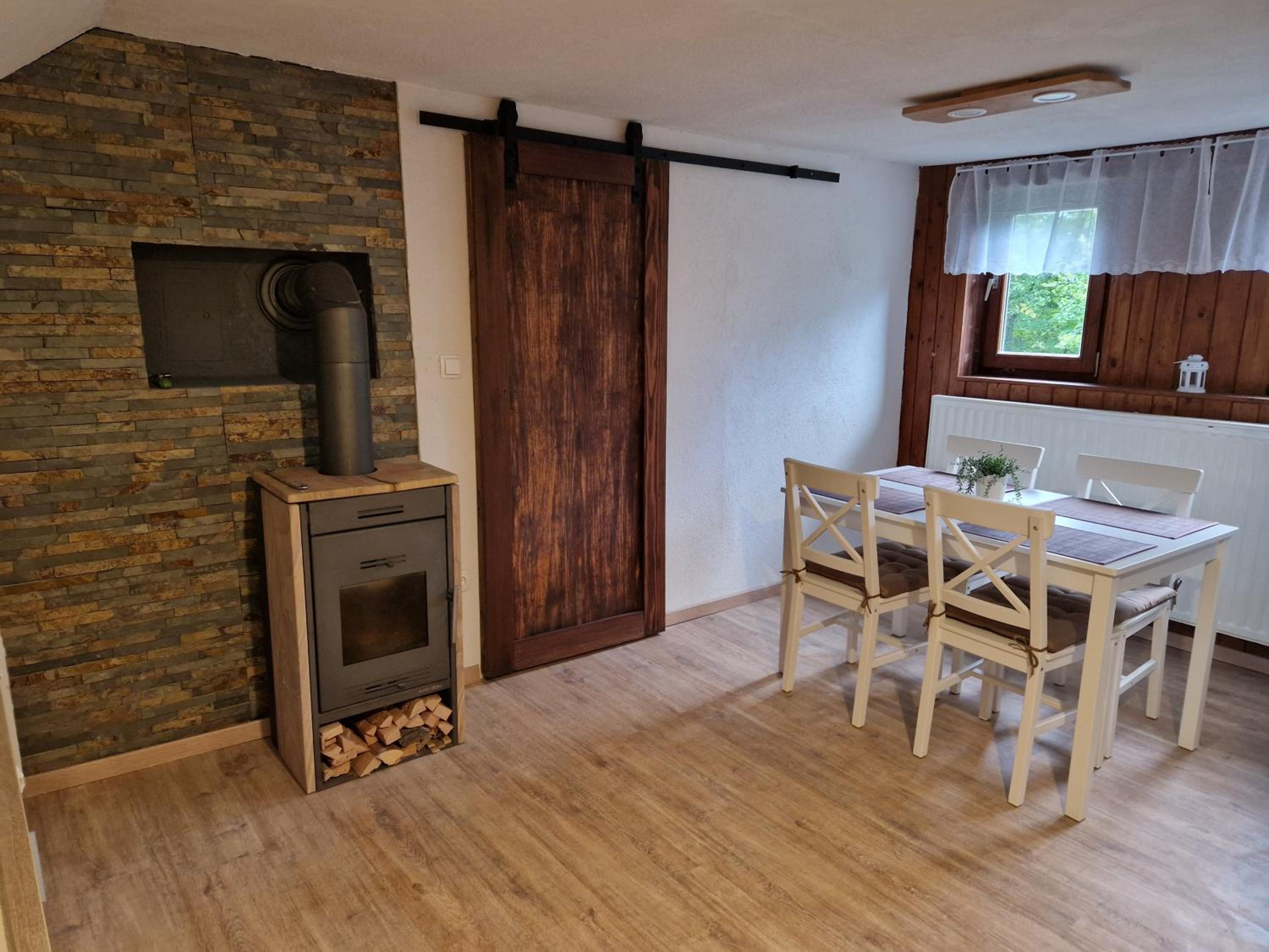 One-Bedroom Apartment - Photo 20