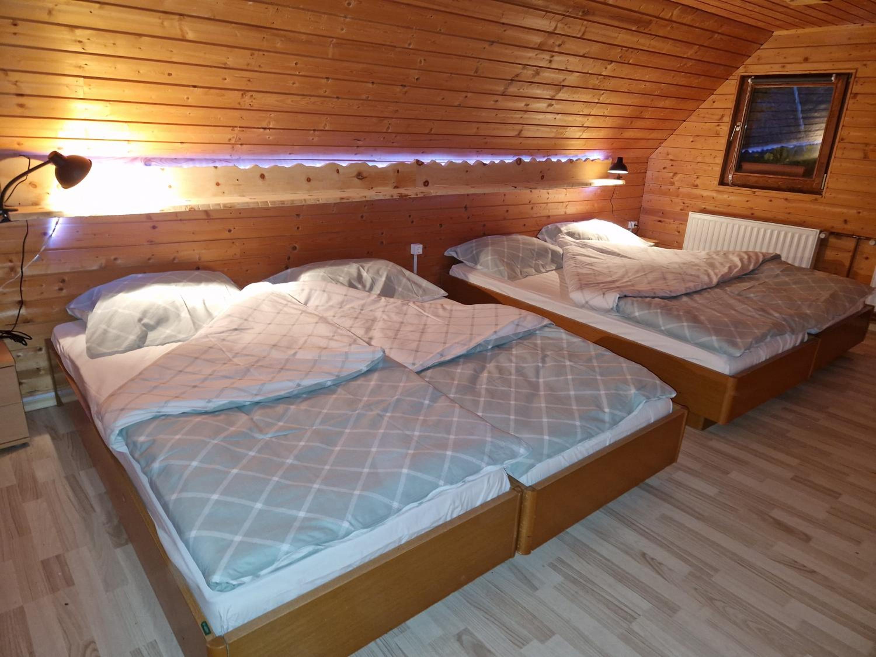 One-Bedroom Apartment - Photo 1