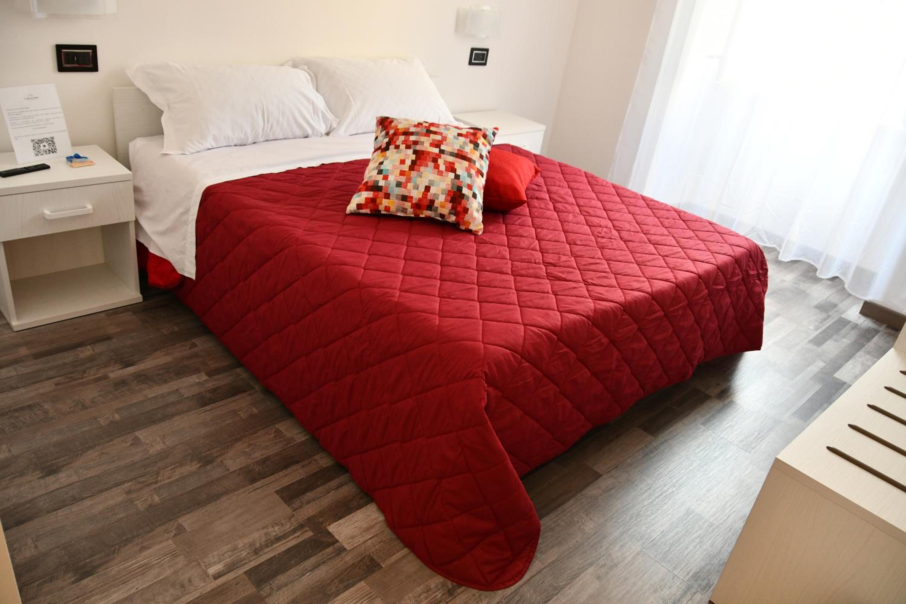 Double Room with Private Bathroom photo 1