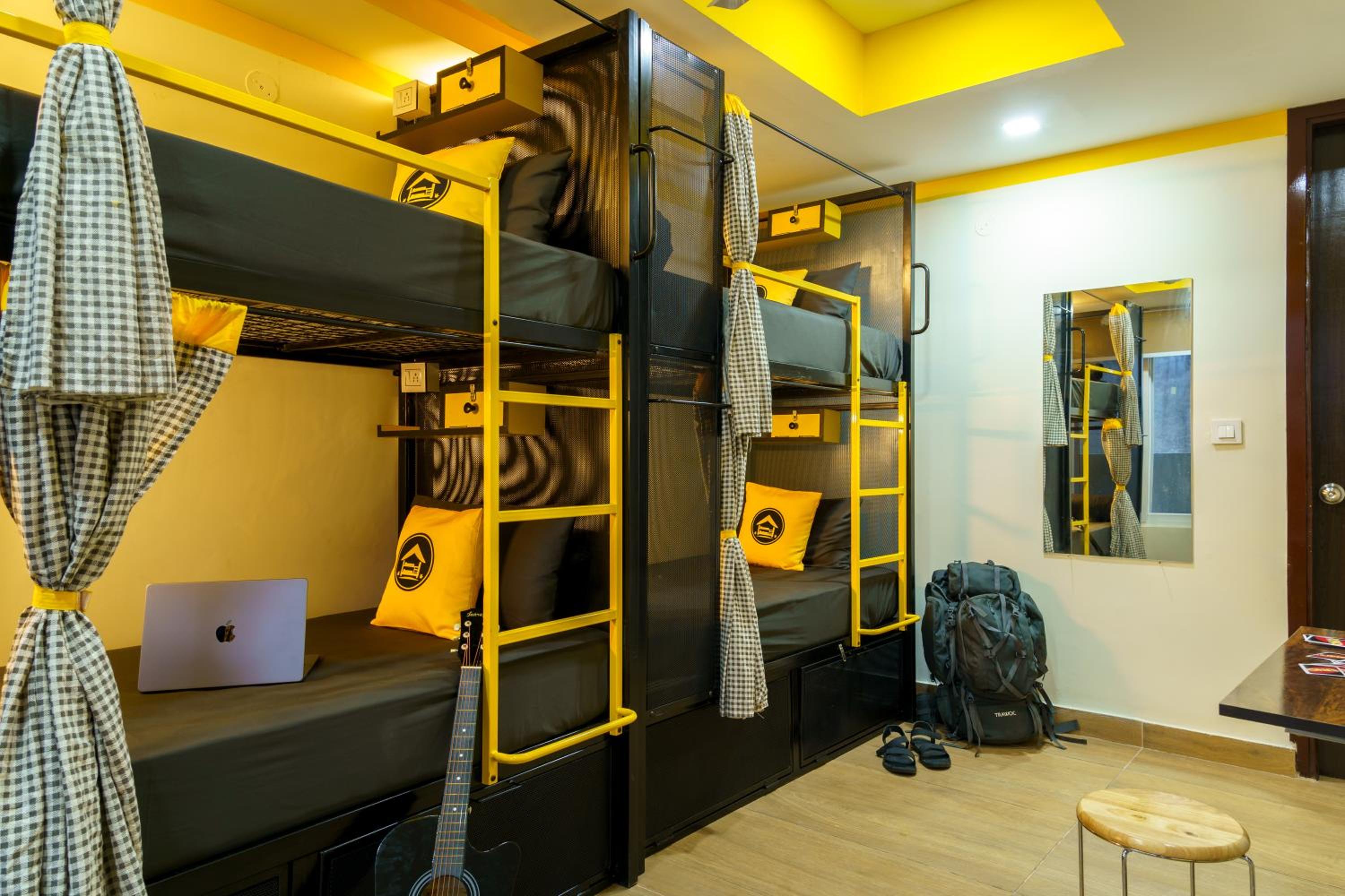 Bed in 4-Bed Mixed Dormitory Room photo 1